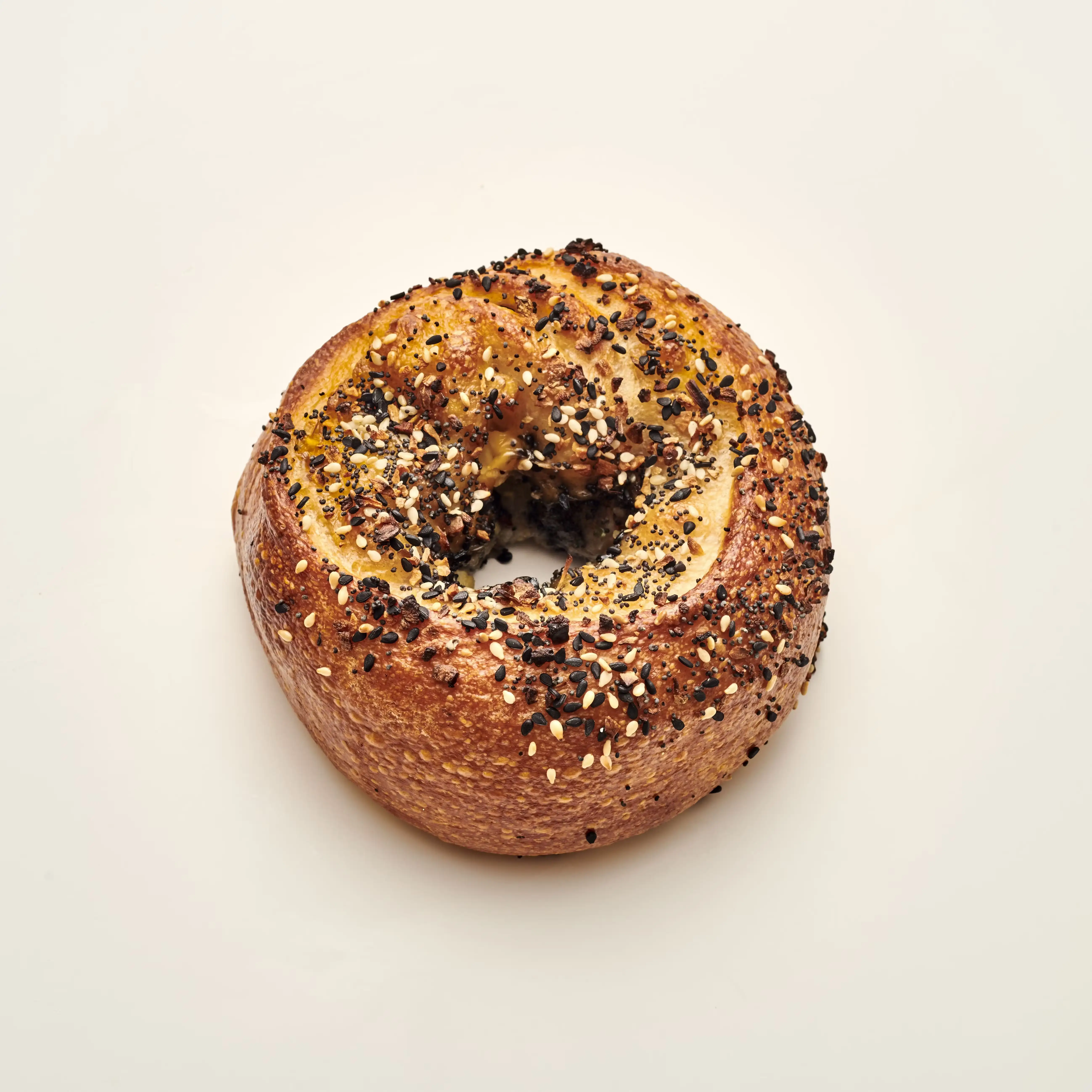 21795-philly-cheesesteak-stuffed-bagels-6-pack-1.webp