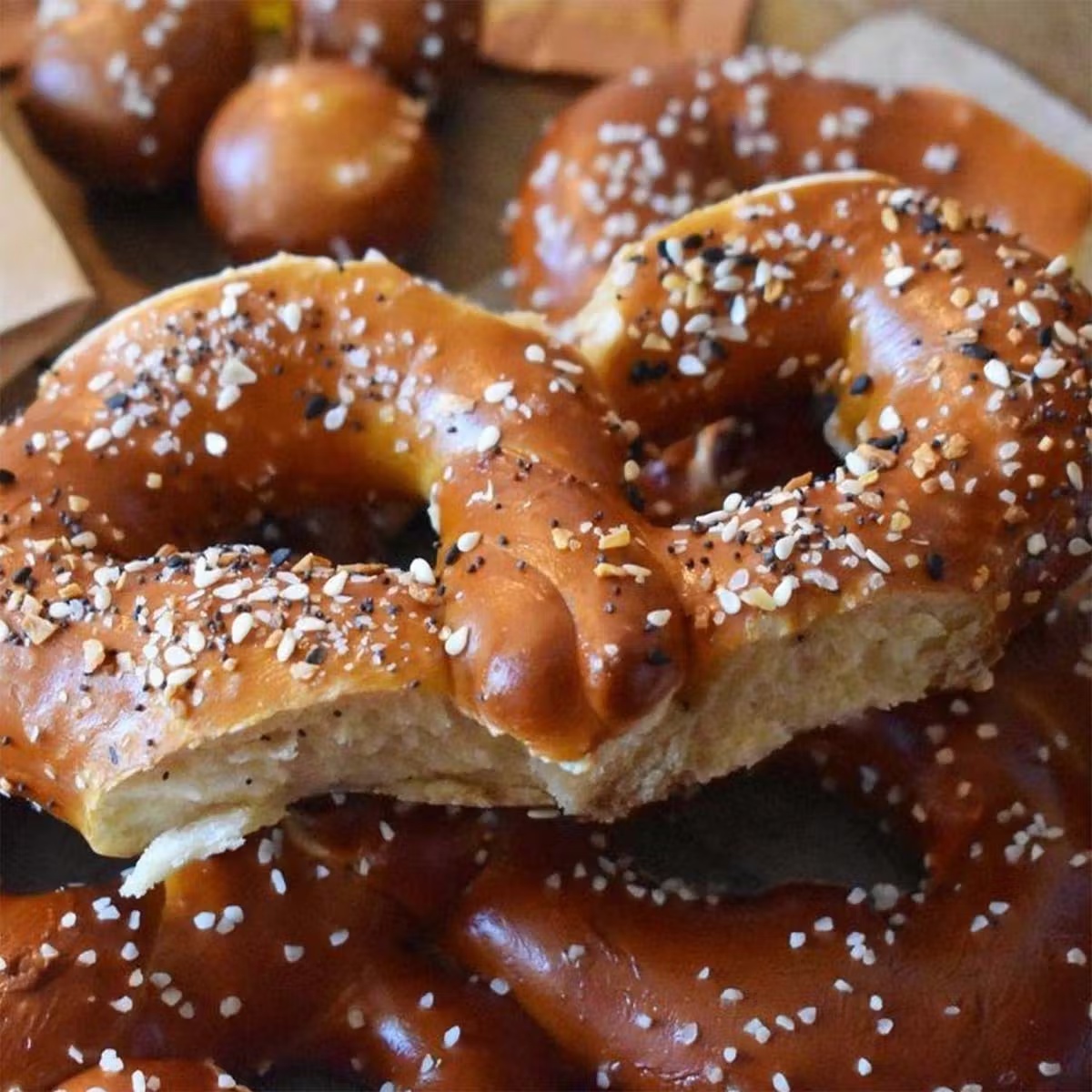 "The Everything" Philly-Style Soft Pretzels + Mustard - 8 Pack