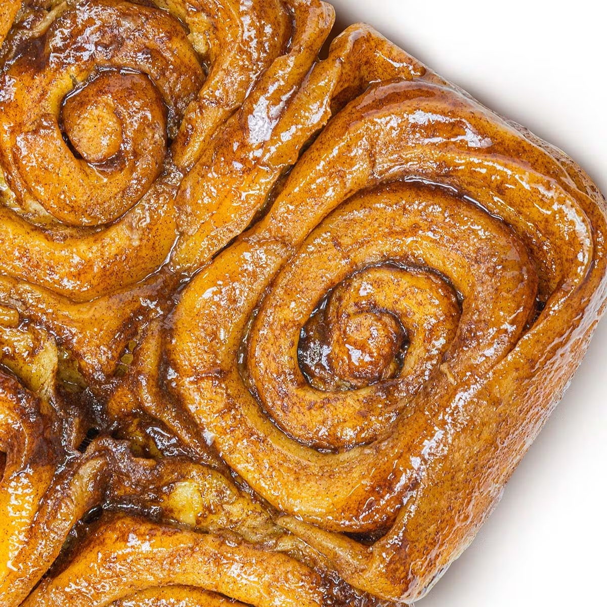 21976-giant-cinnamon-rolls-buy-4-get-4-free-1.jpg