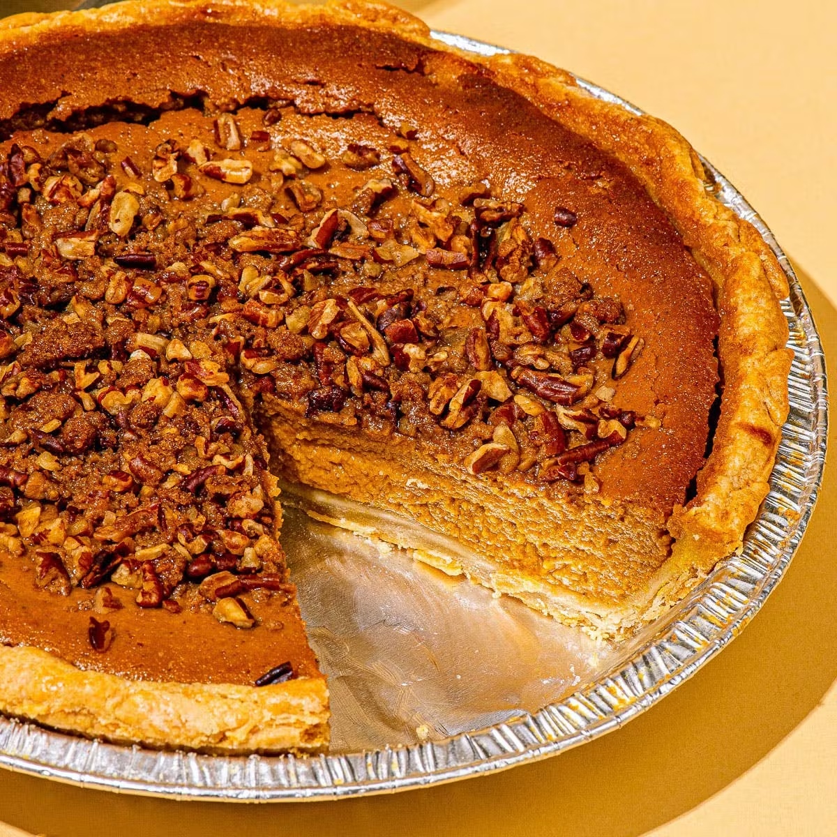 Maple Pumpkin Pie with Pecan Streusel