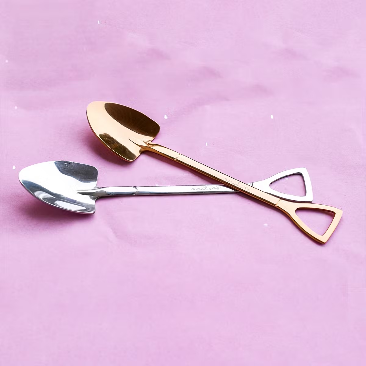 22259–southern-hospitality-ice-cream-sampler-4-pints-1.jpg