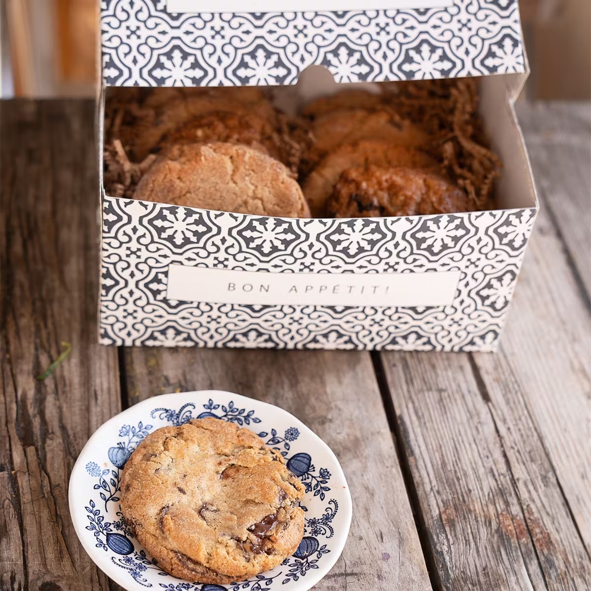 Classic Nut-Free Chocolate Chip Cookie Gift Box - 12 Pack