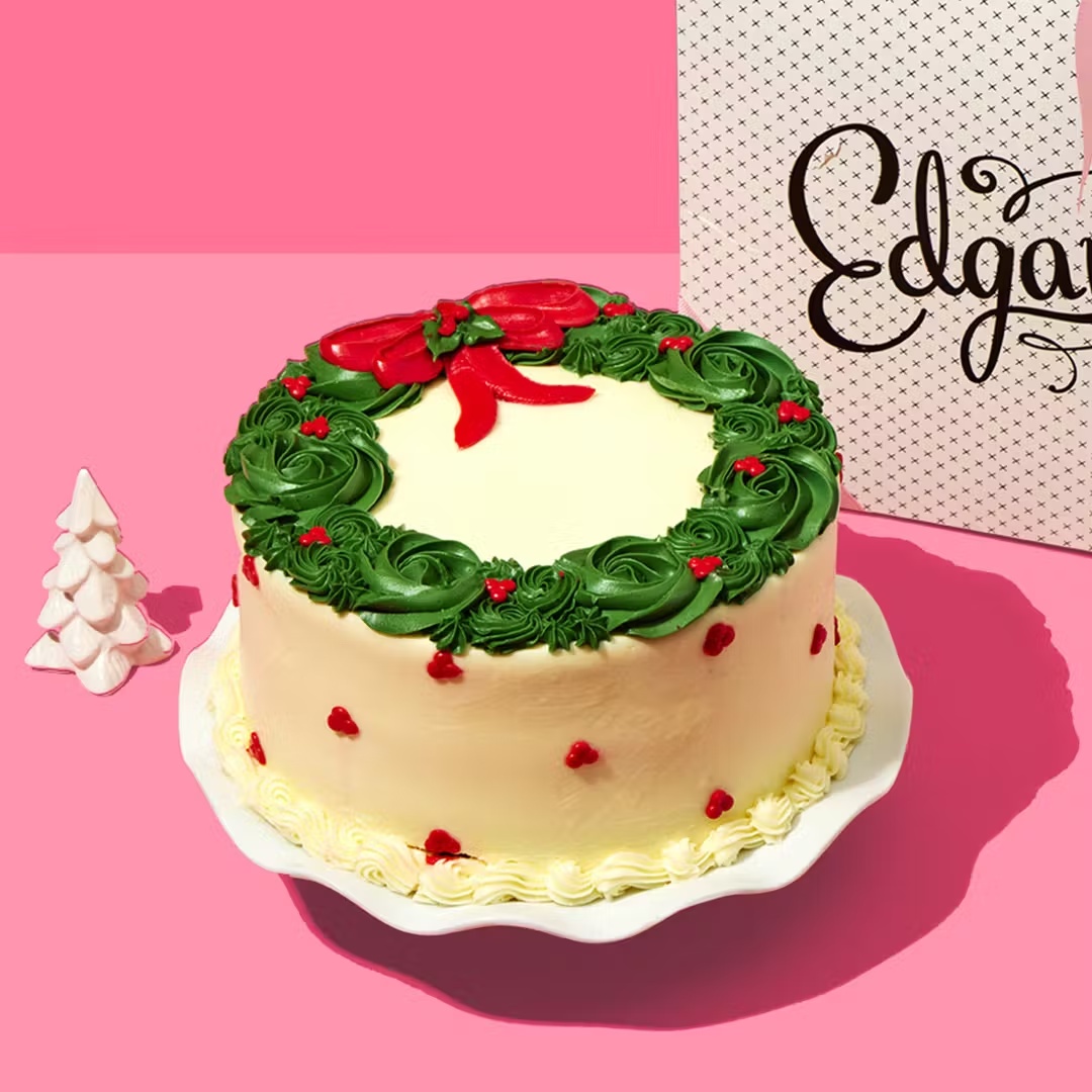 Christmas Wreath Cake