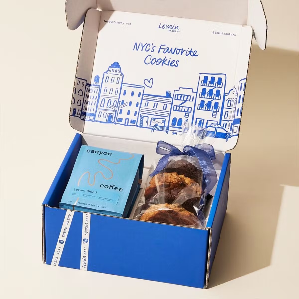 22523-cookies-coffee-gift-set-1.jpg