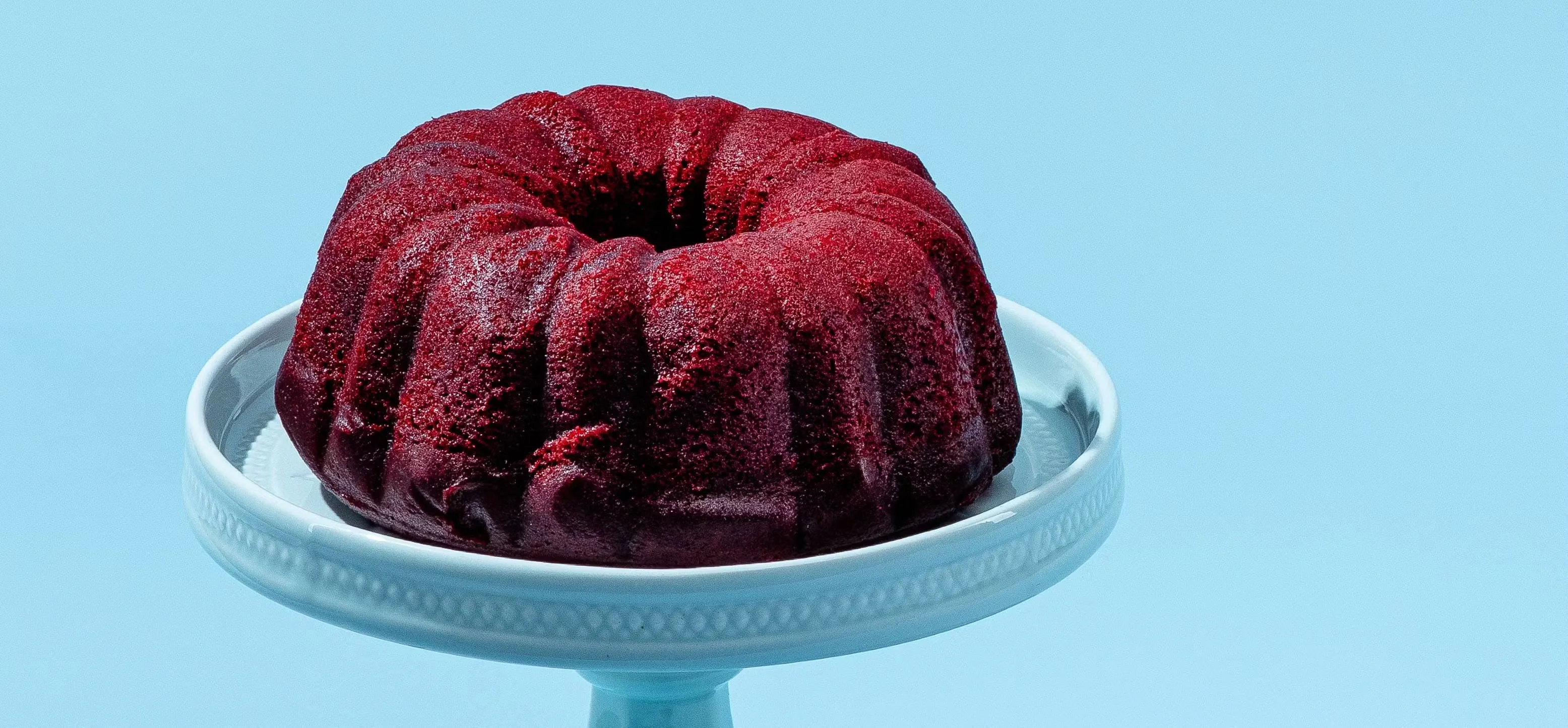 2258-red-velvet-rum-cake-1.webp