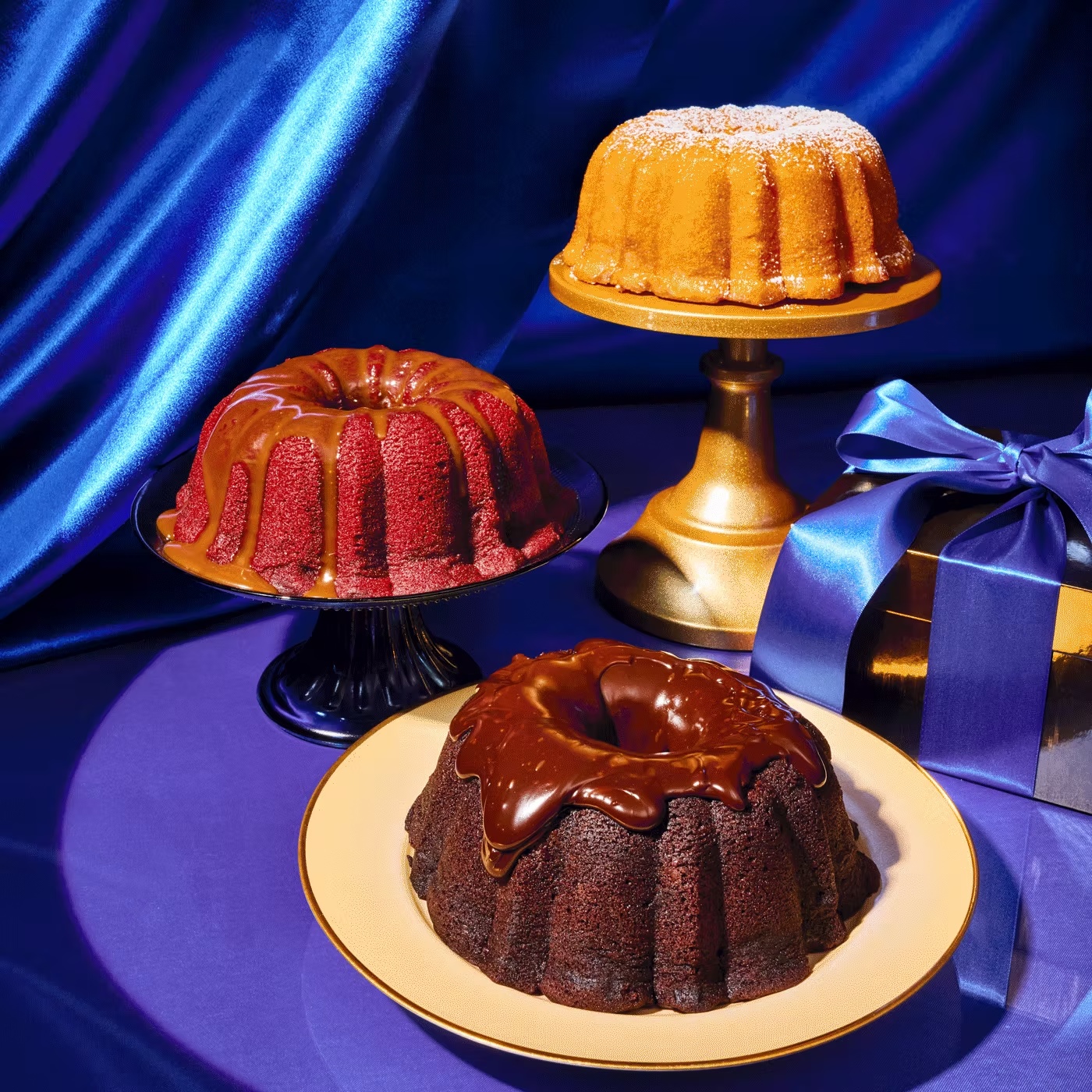 2258-red-velvet-rum-cake-1.webp