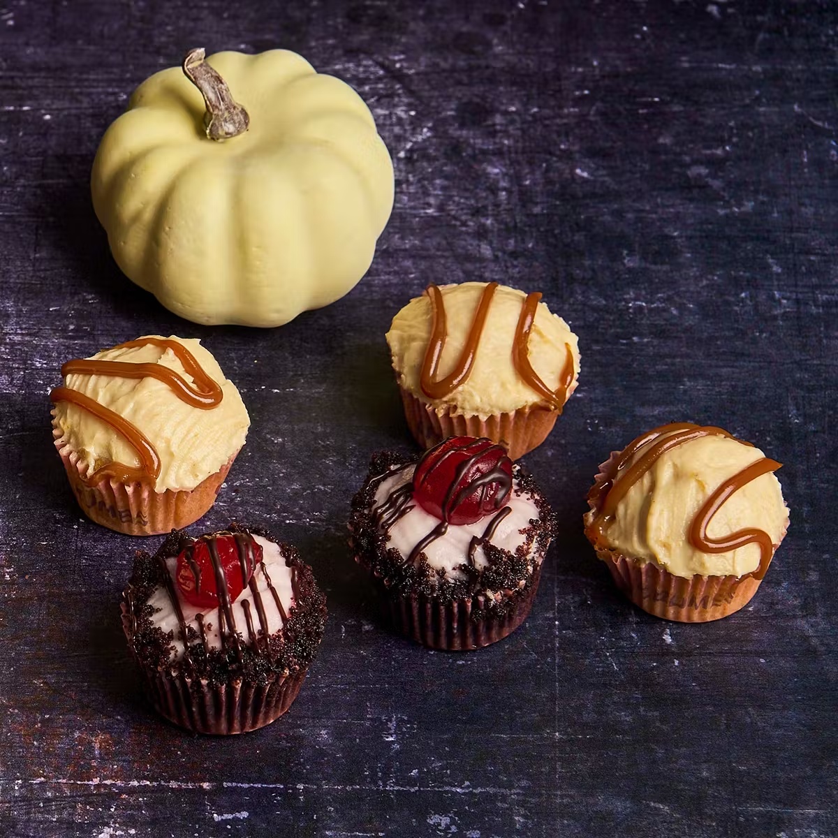 Halloween Mini Cupcakes - 24 Pack