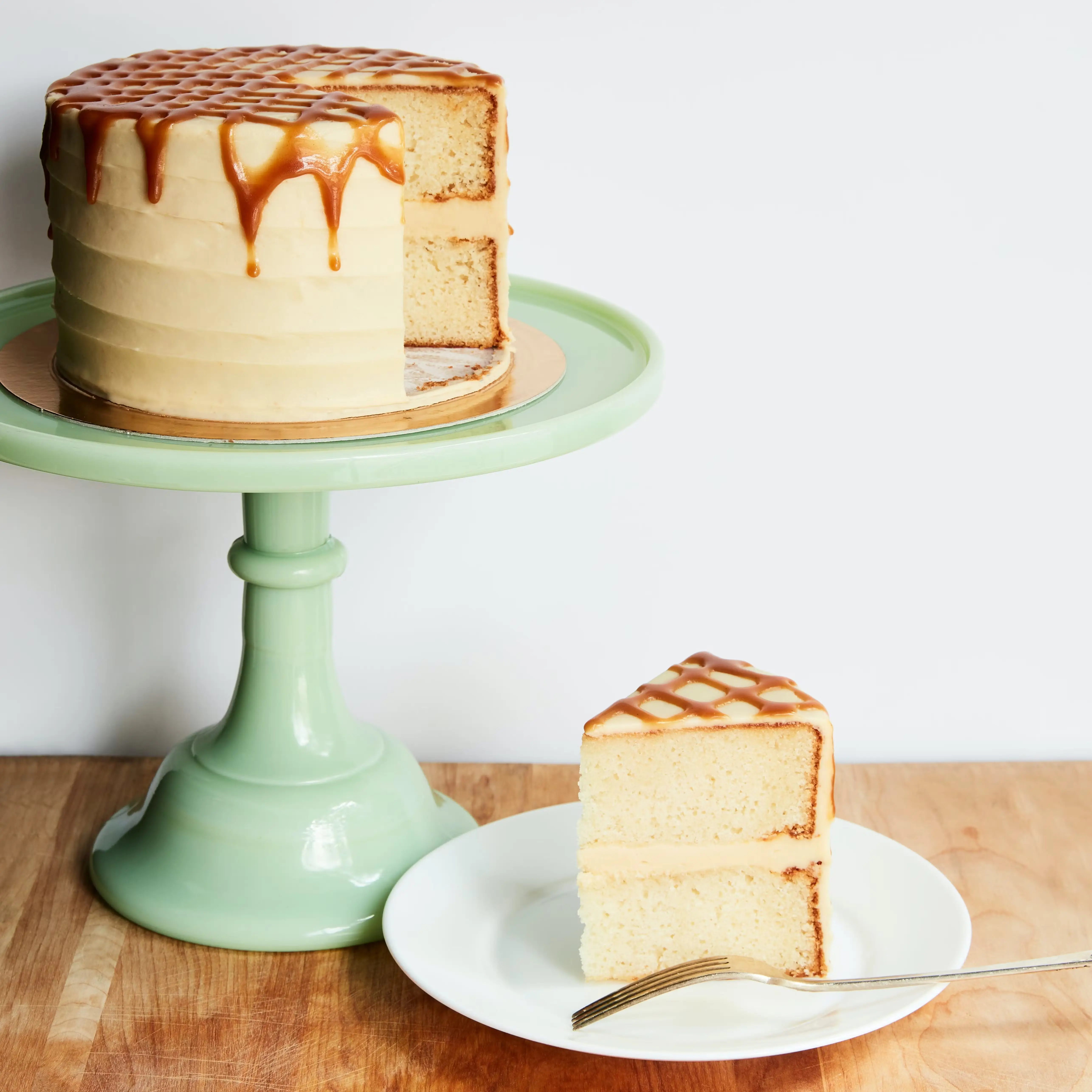 Vanilla Salted Caramel Cake