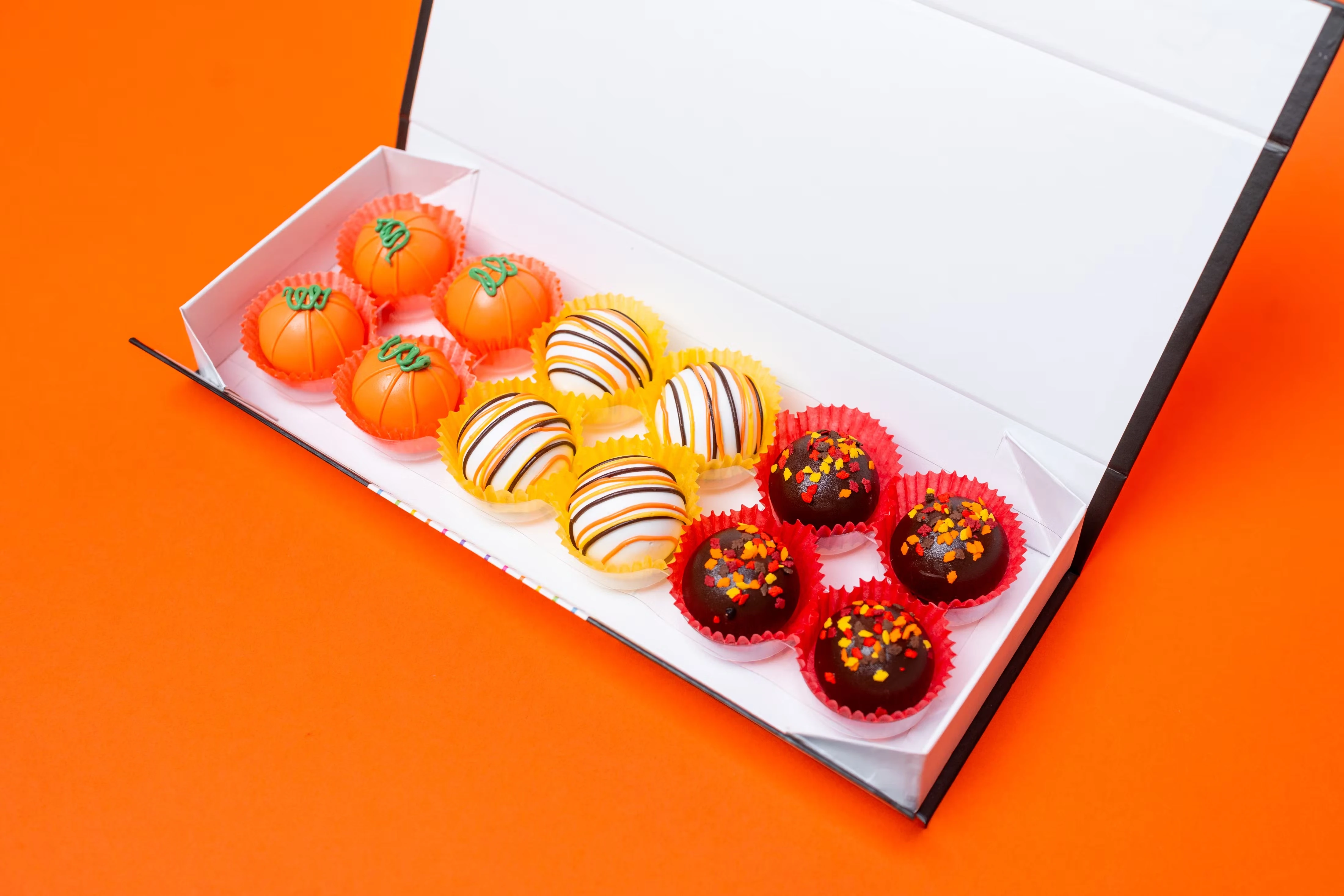 23064-thanksgiving-cake-balls-1.webp