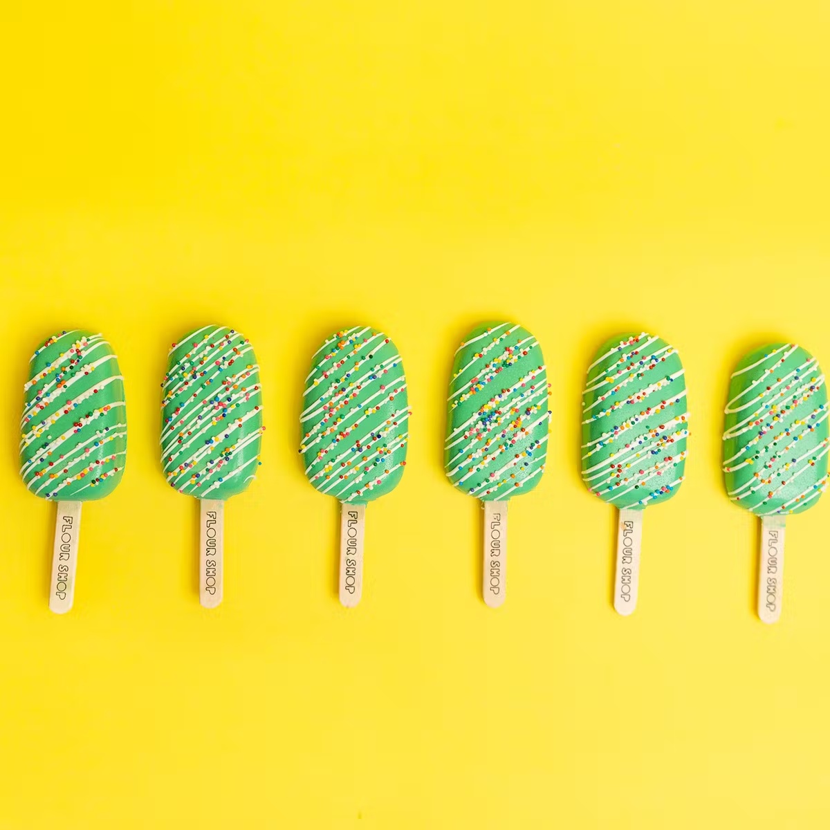 St. Patrick's Day Cakesicles