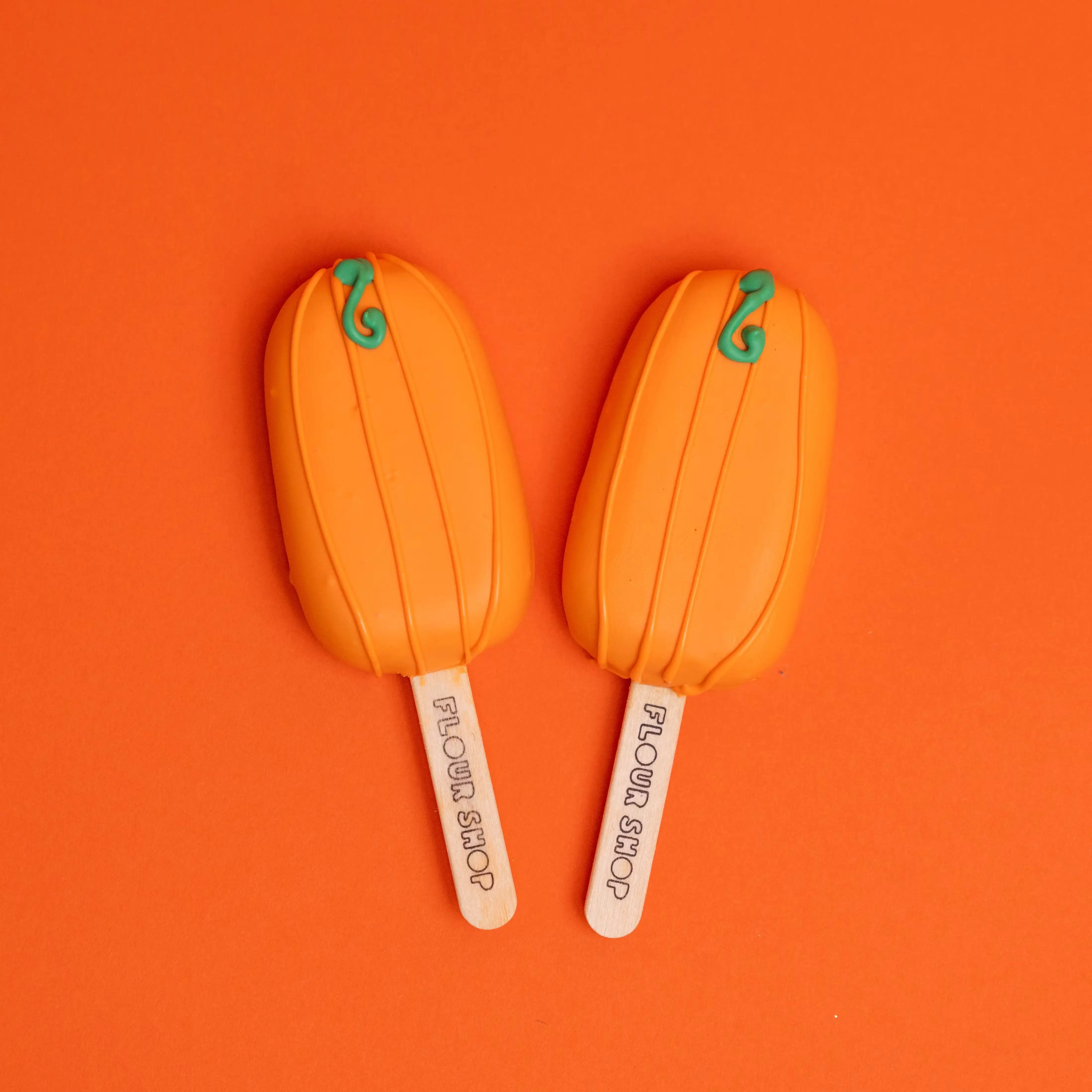 23306-thanksgiving-cakesicles-1.webp