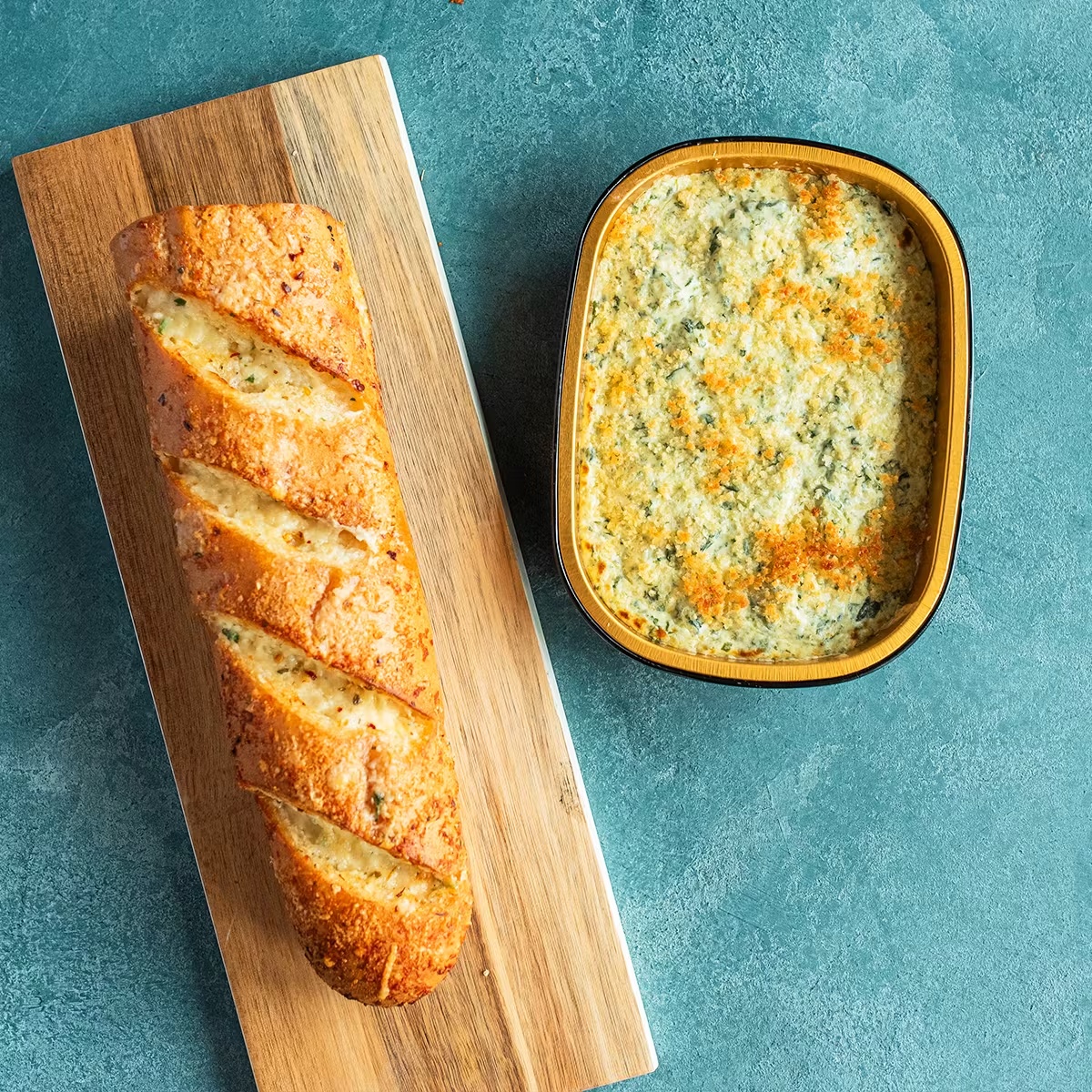 Spinach Dip + Garlic Bread for 2-3