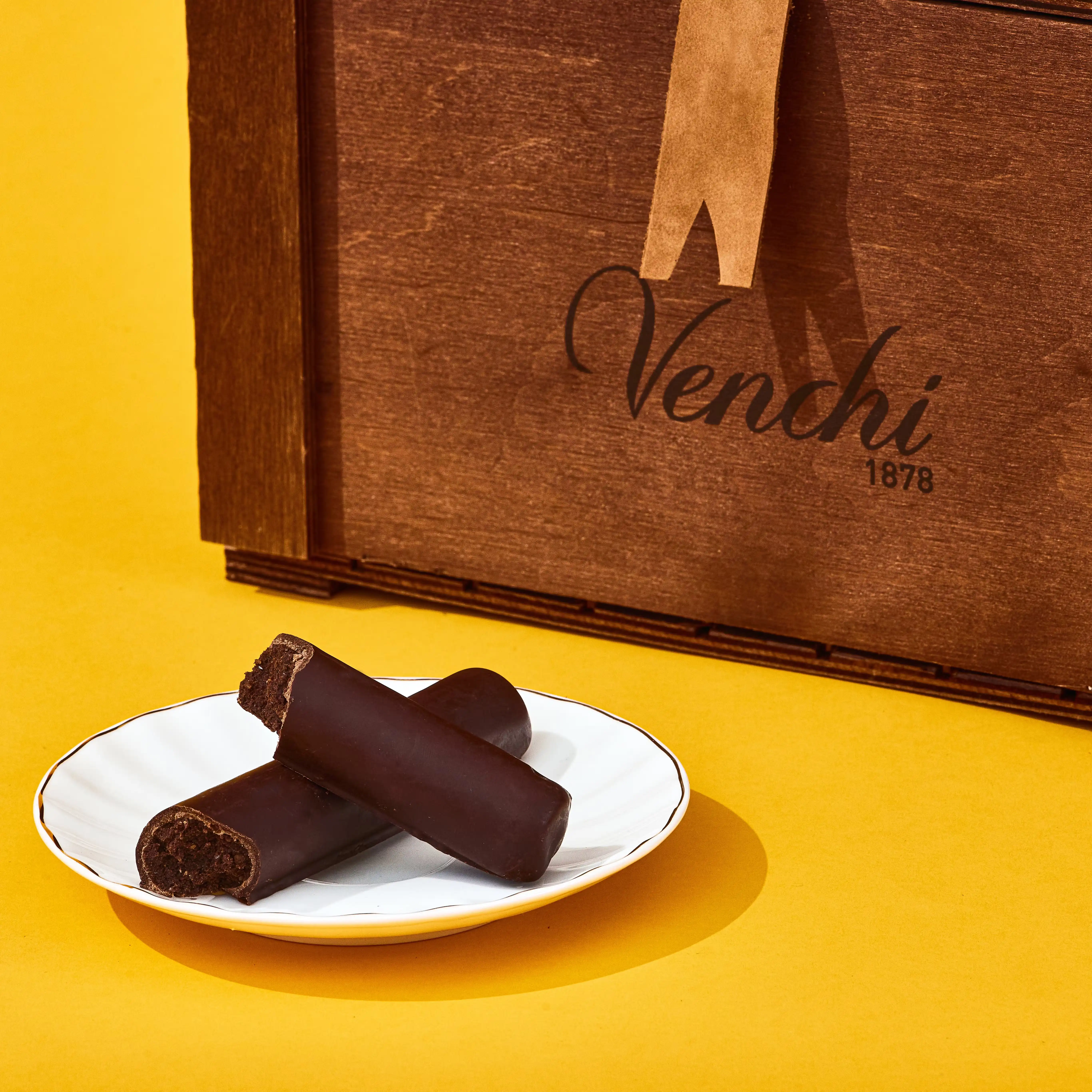 Assorted Chocolate Cigar Box - 54 Pack