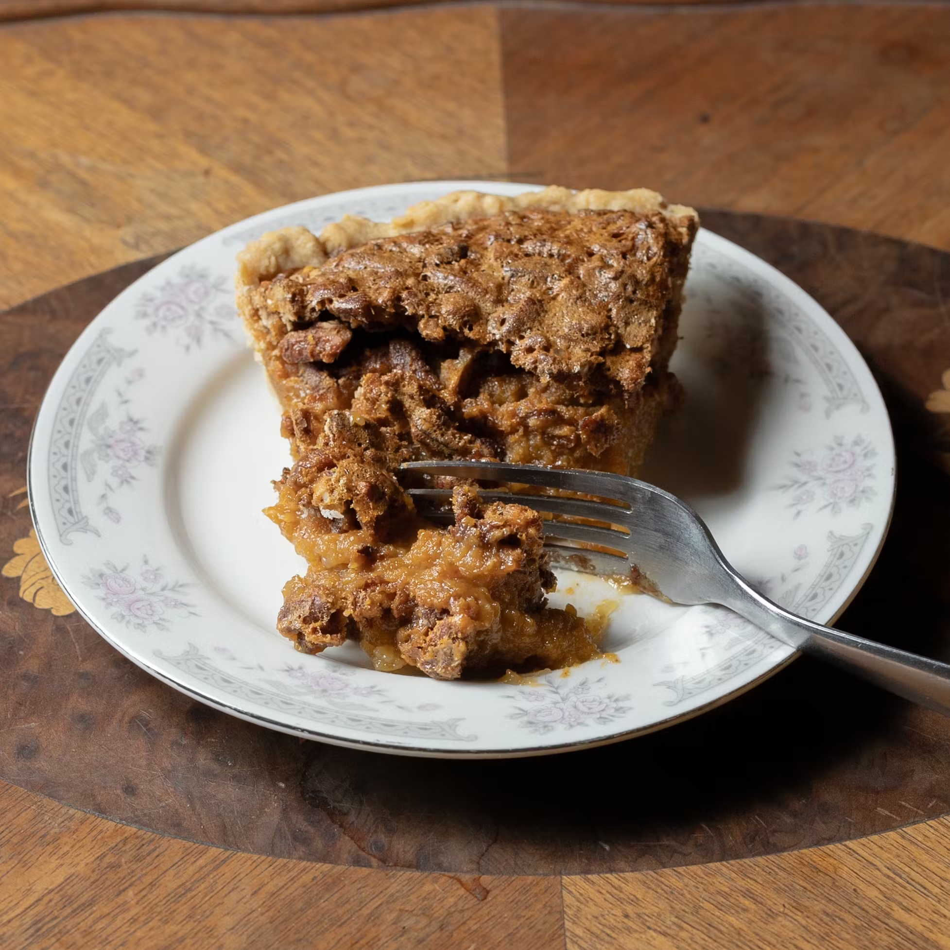 23702-butterscotch-pecan-pie-1.webp