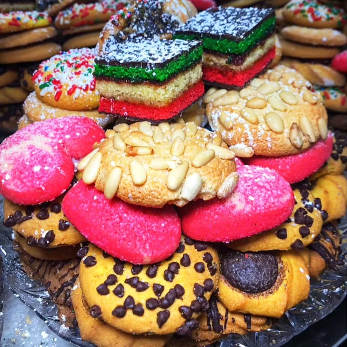 Assorted Italian Cookies + Cannoli Combo Box