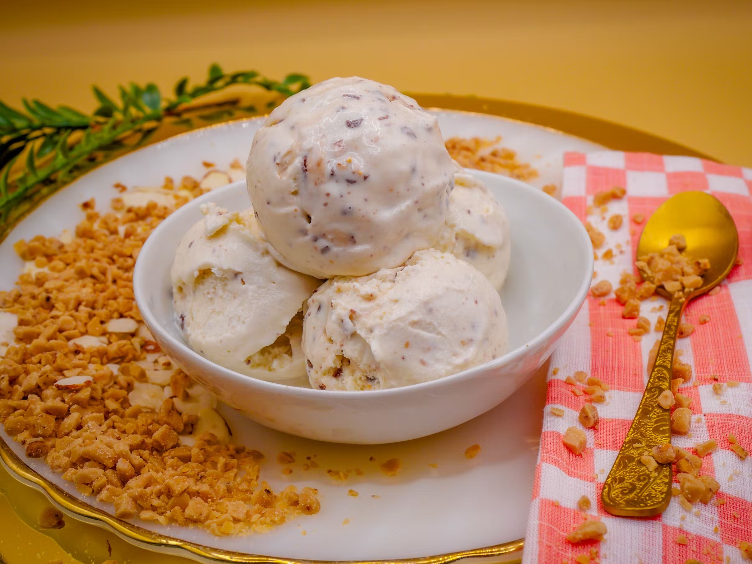 23852-subscription-clementine-s-nice-ice-cream-sampler-5-pints-1.jpg
