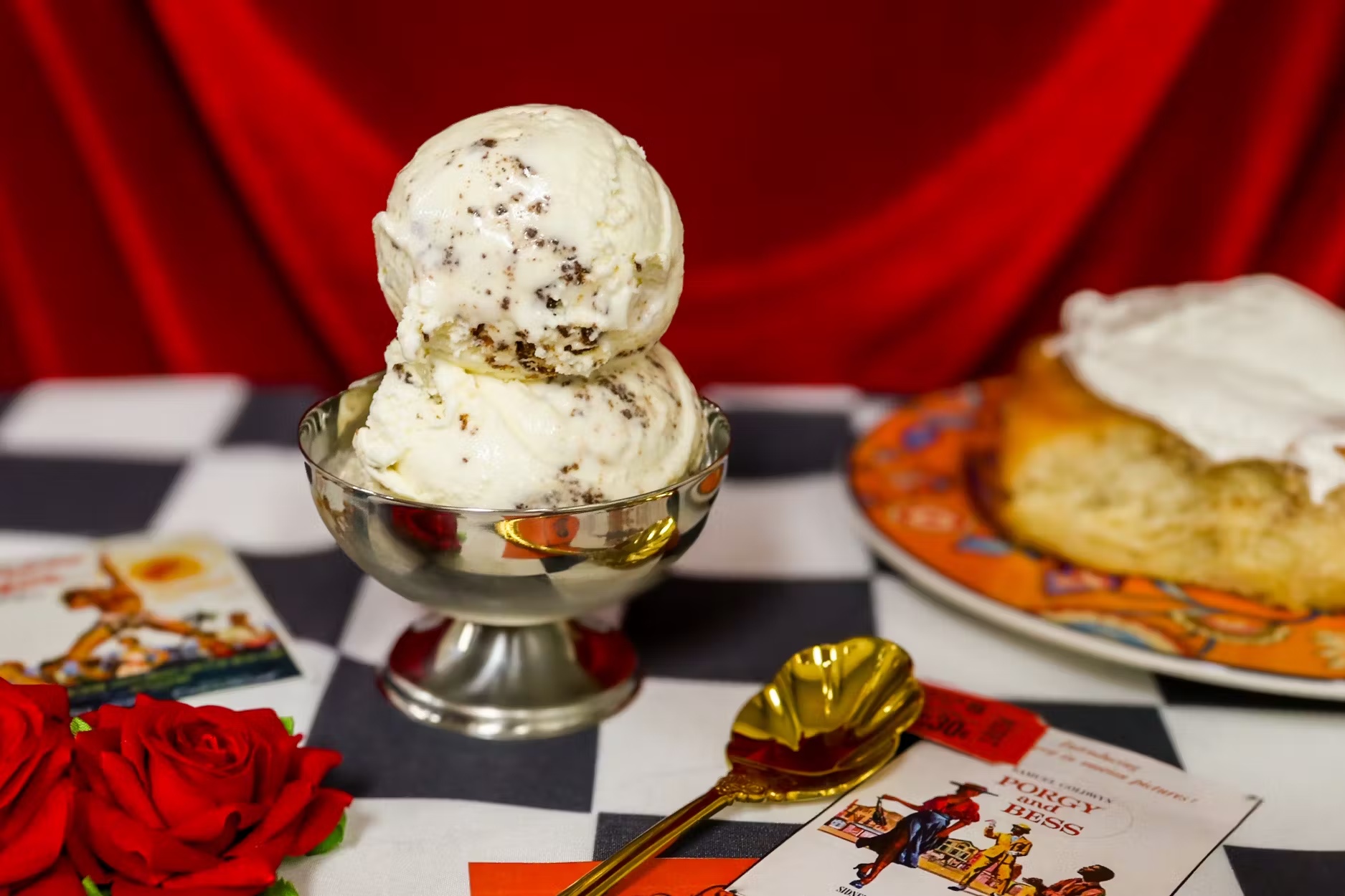 23854–the-golden-age-of-hollywood-assorted-ice-cream-4-pints-1.jpg