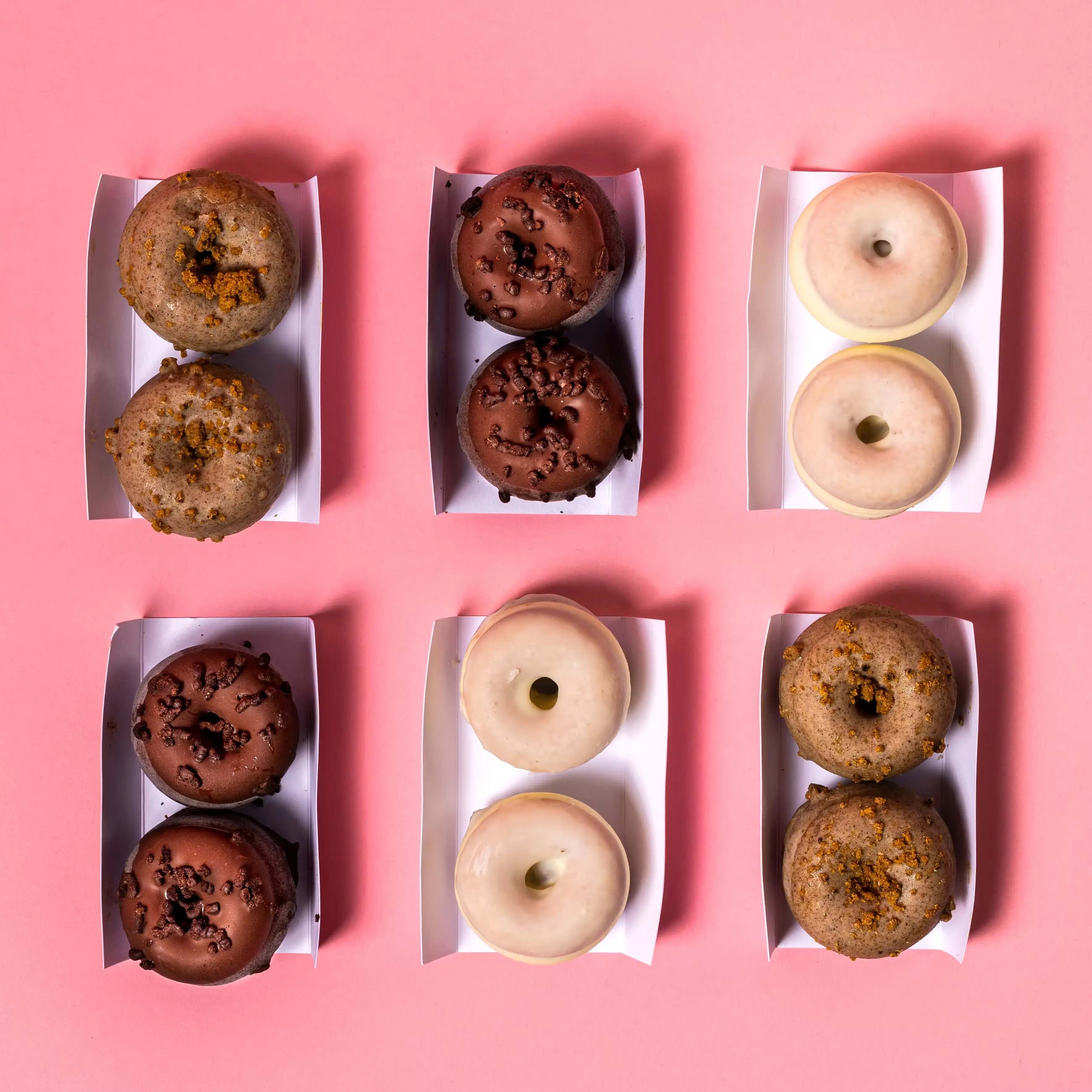 2416-mini-wonder-wheel-cake-doughnut-ice-cream-sandwiches-choose-your-own-12-pack-1.webp