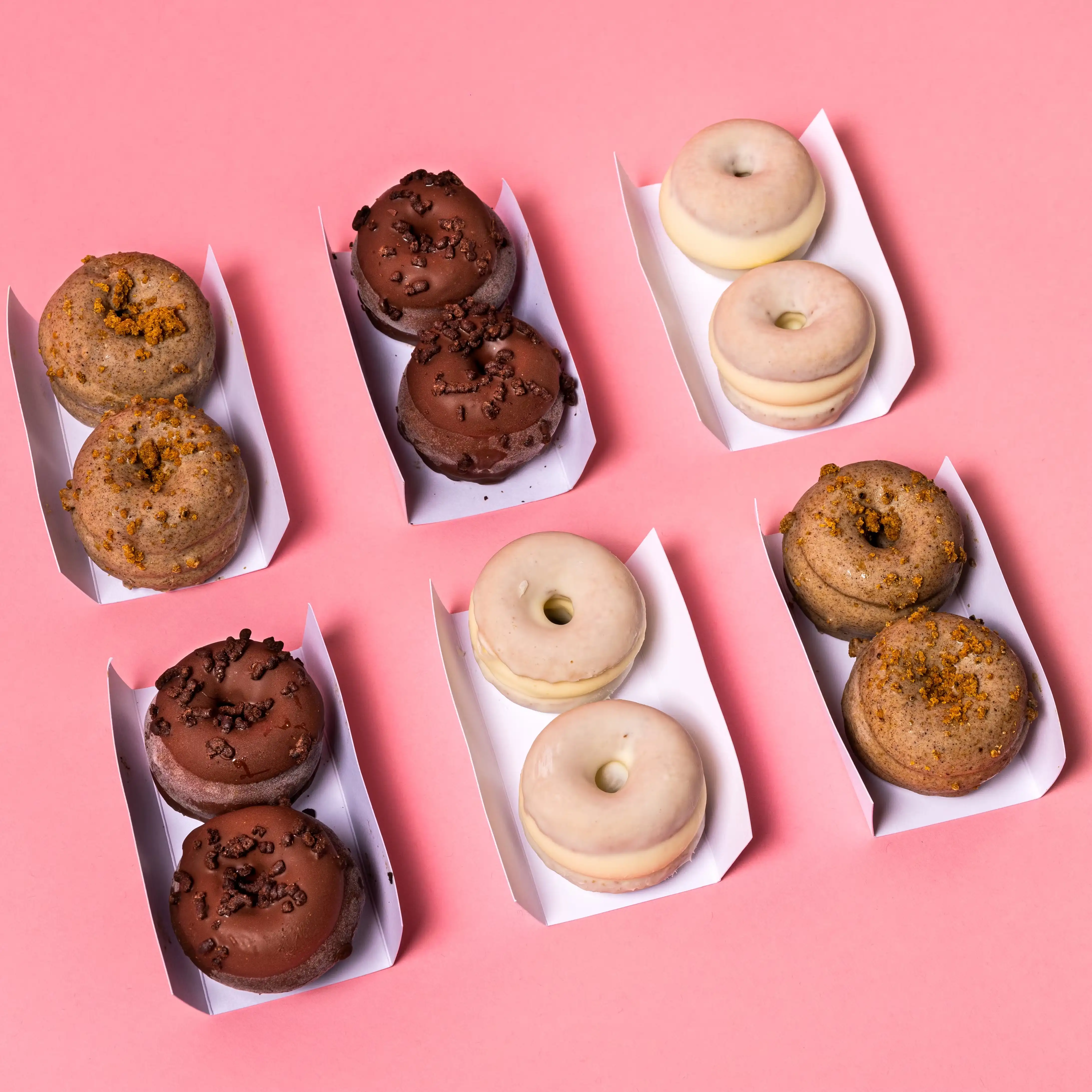2416-mini-wonder-wheel-cake-doughnut-ice-cream-sandwiches-choose-your-own-12-pack-1.webp
