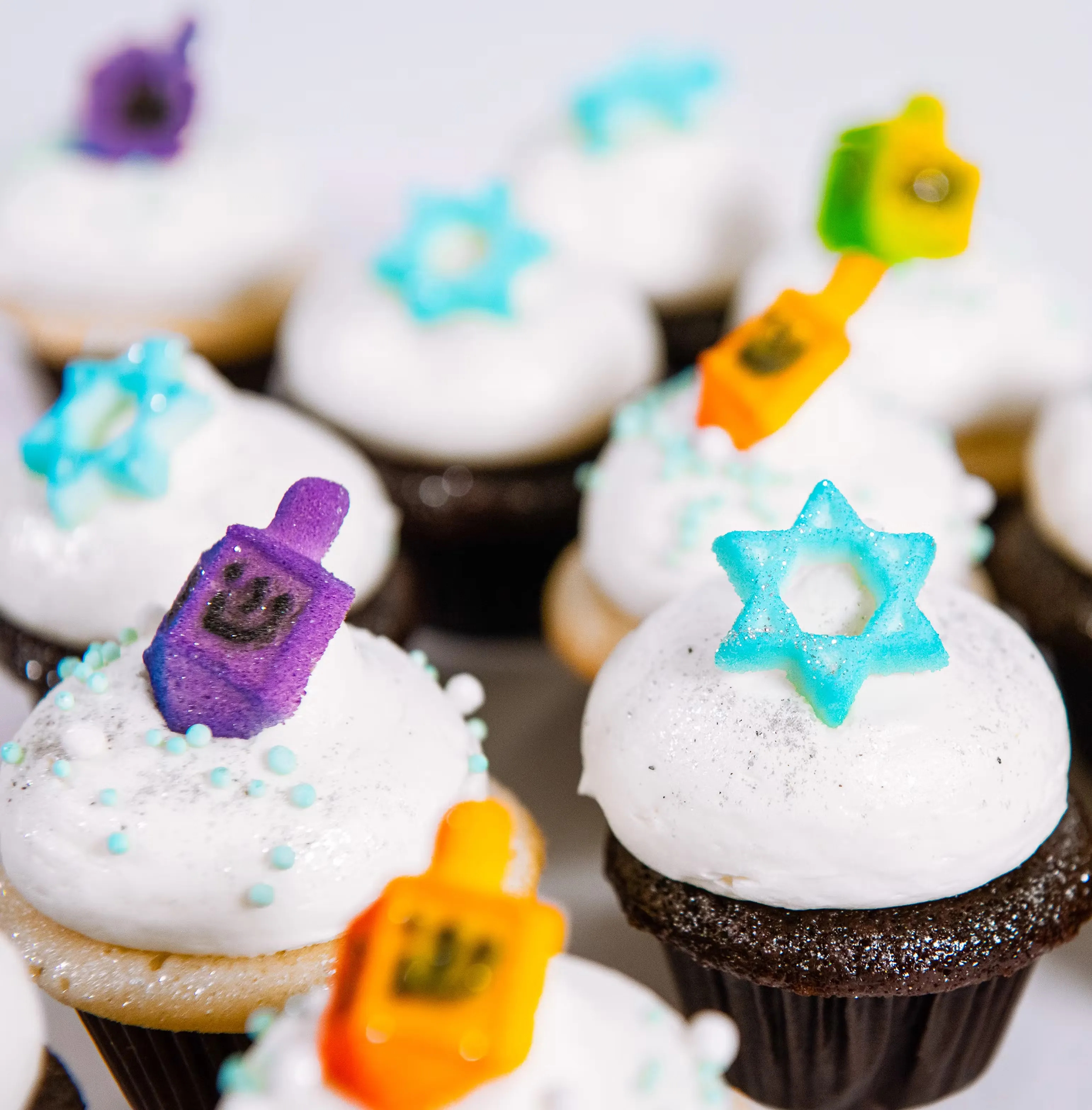 Hanukkah Mini Cupcakes - 12 Pack