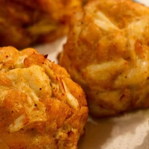 2499-jumbo-lump-crab-cakes-1.jpg