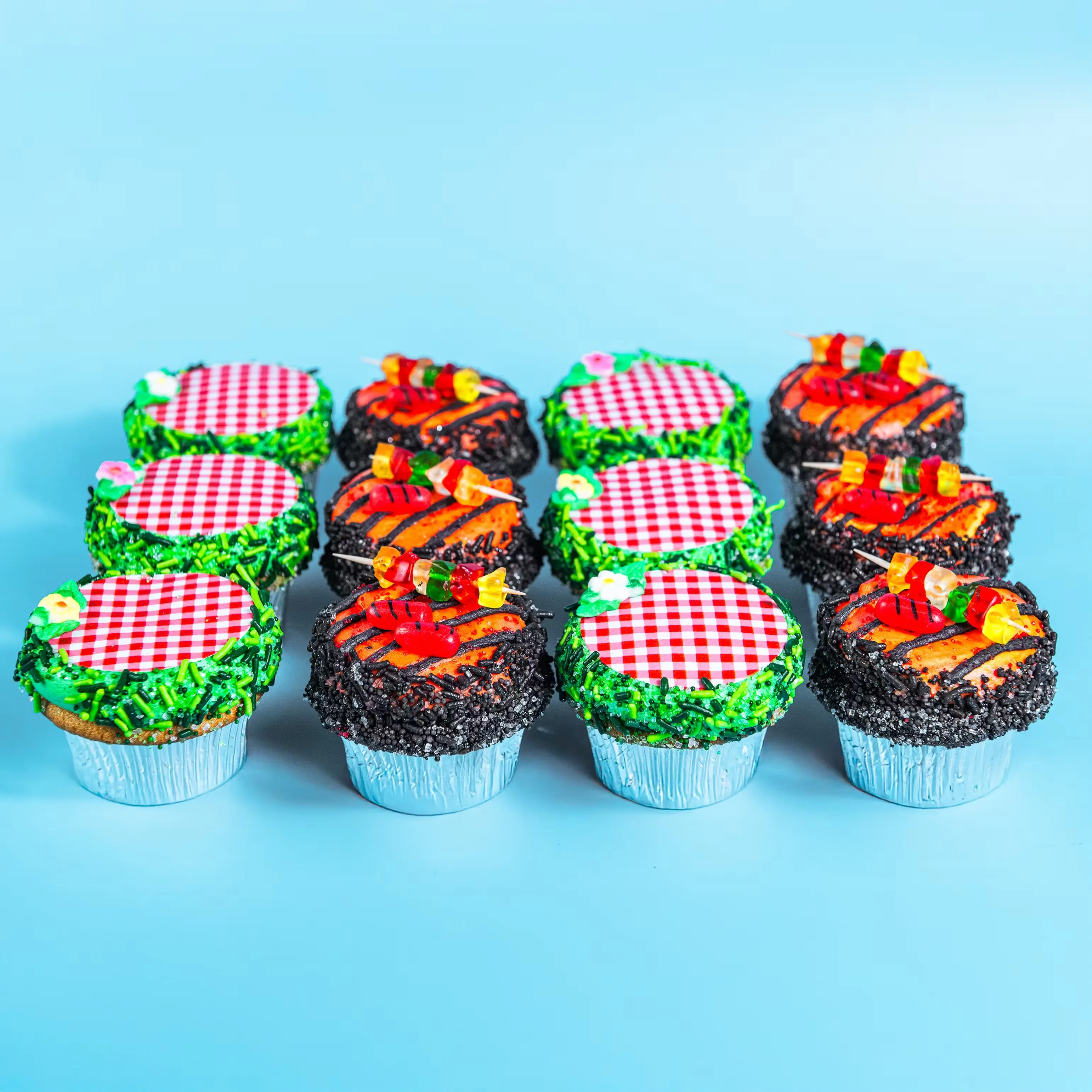"Bobs & Dogs" BBQ-Inspired Cupcakes - 12 Pack