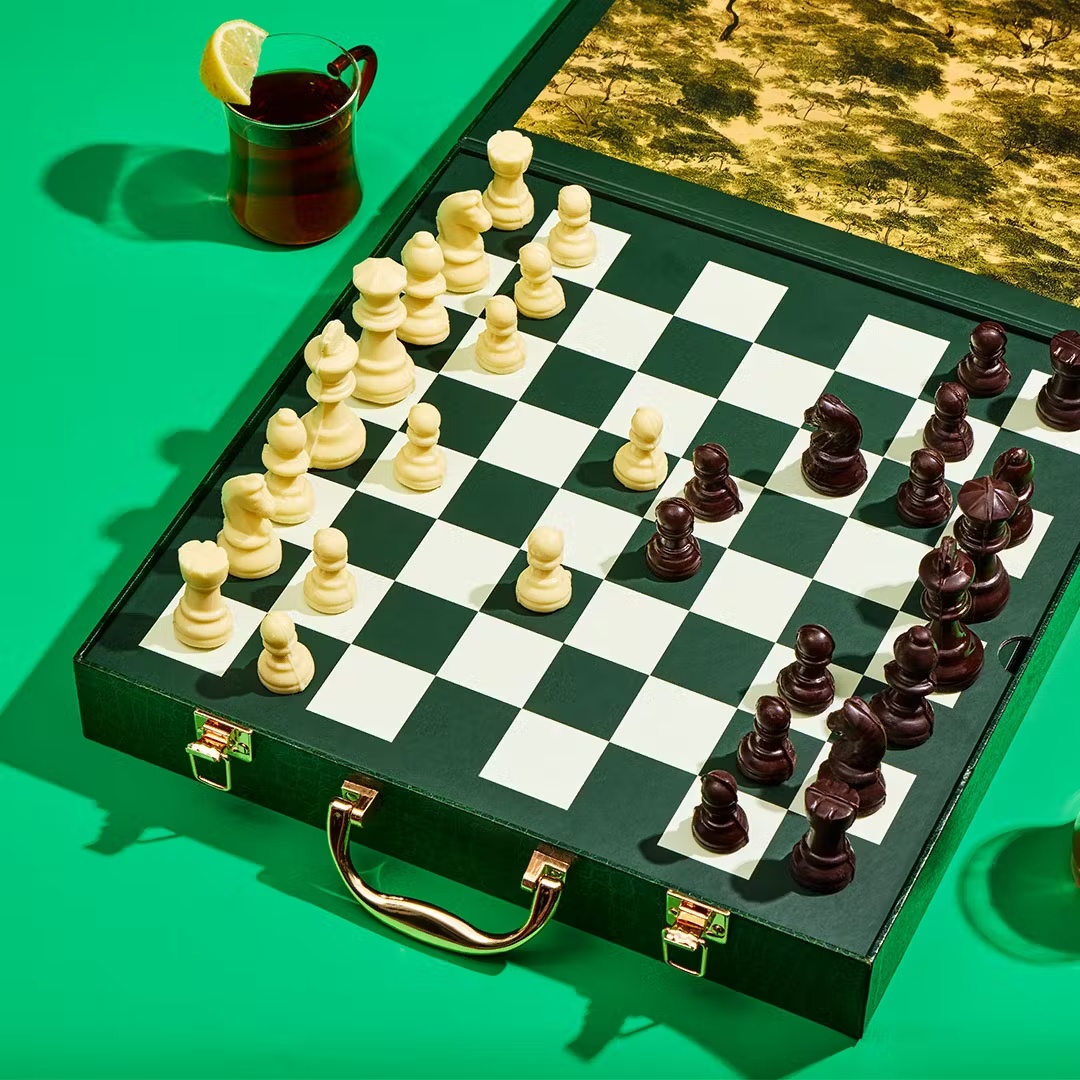 25287-luxury-grandmaster-chocolate-chess-set-1.jpg