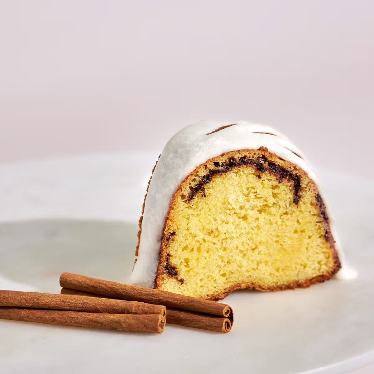 25399-cinnamon-bundt-cake-1.jpg