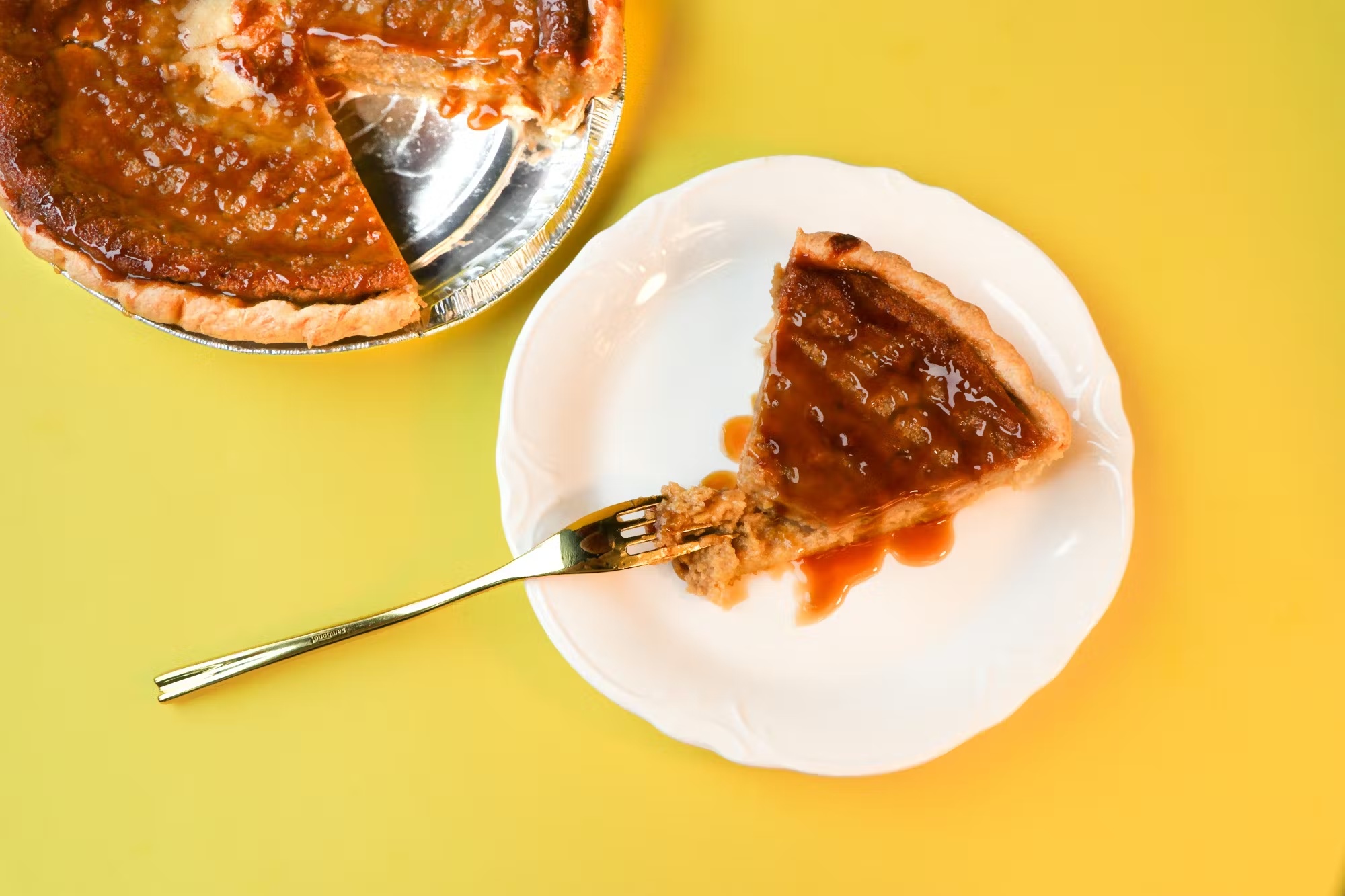 Salted Caramel Chess Pie
