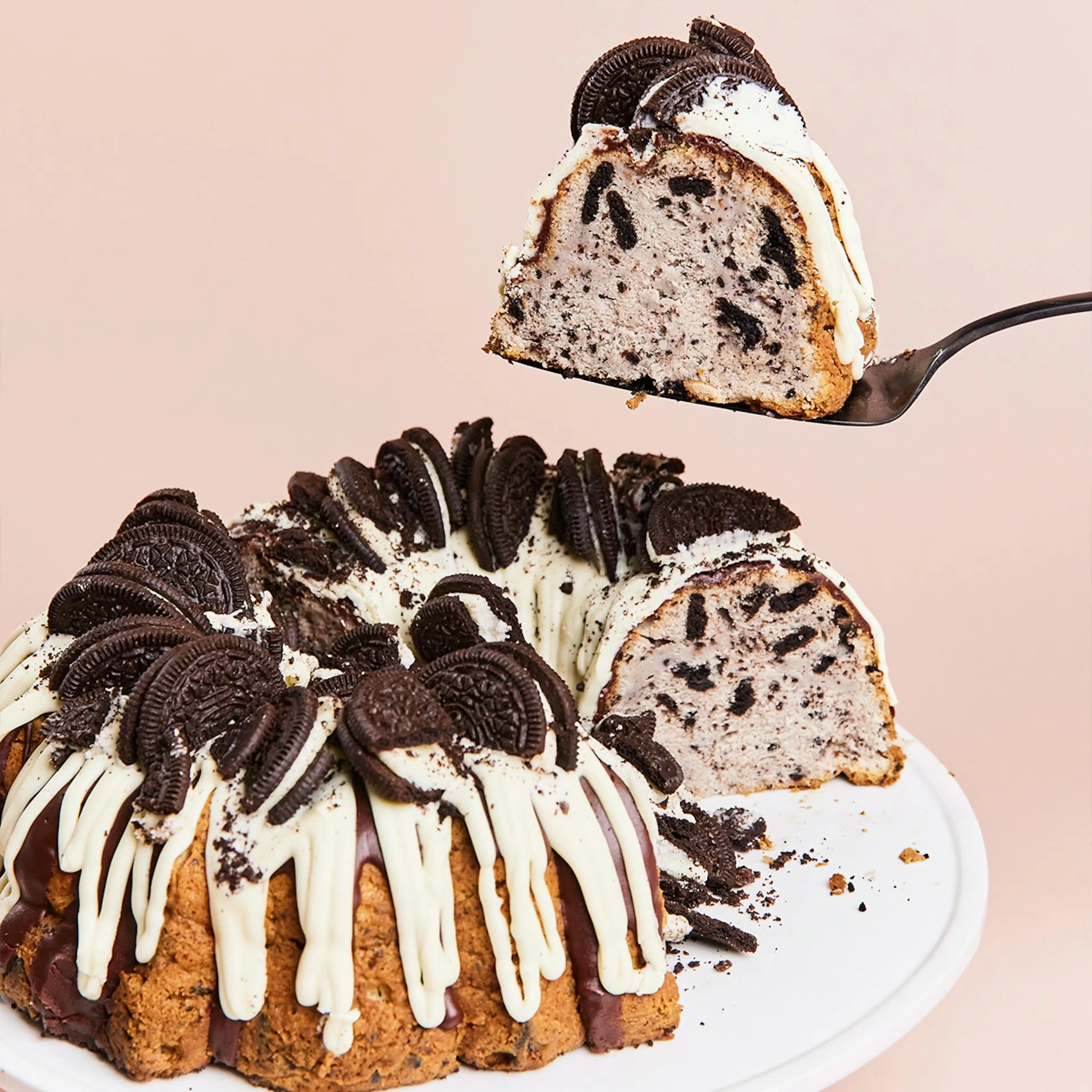 25473-bundt-cake-choose-your-own-1.webp