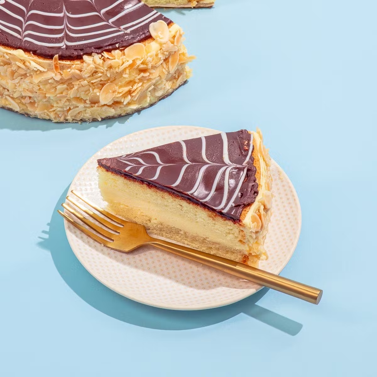 2549-the-original-boston-cream-pie-1.jpg