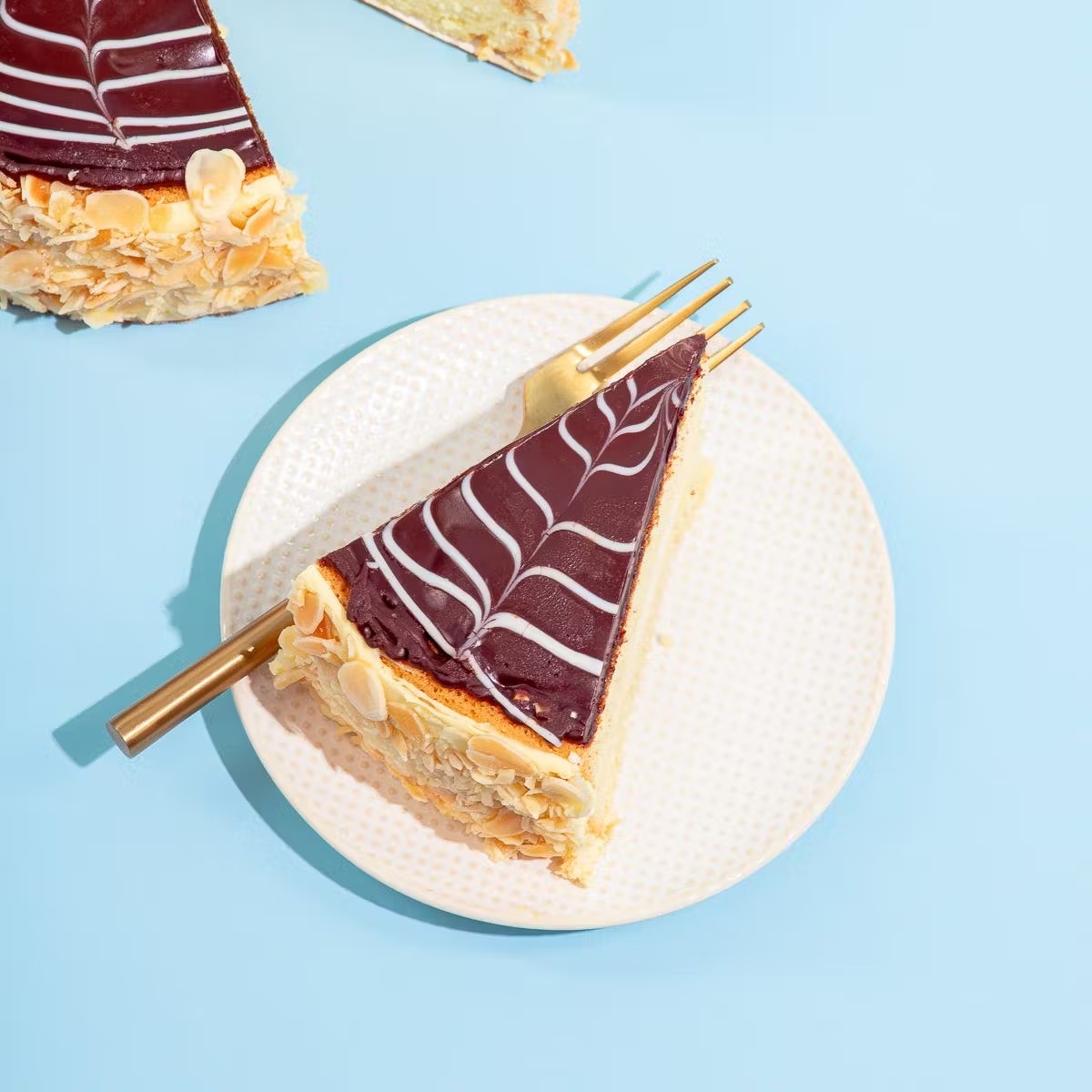 2549-the-original-boston-cream-pie-1.jpg