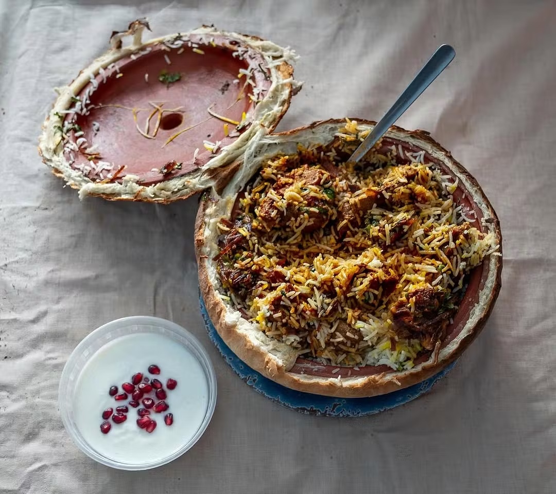 25646-signature-chicken-biryani-bol-in-clay-pot-1.webp
