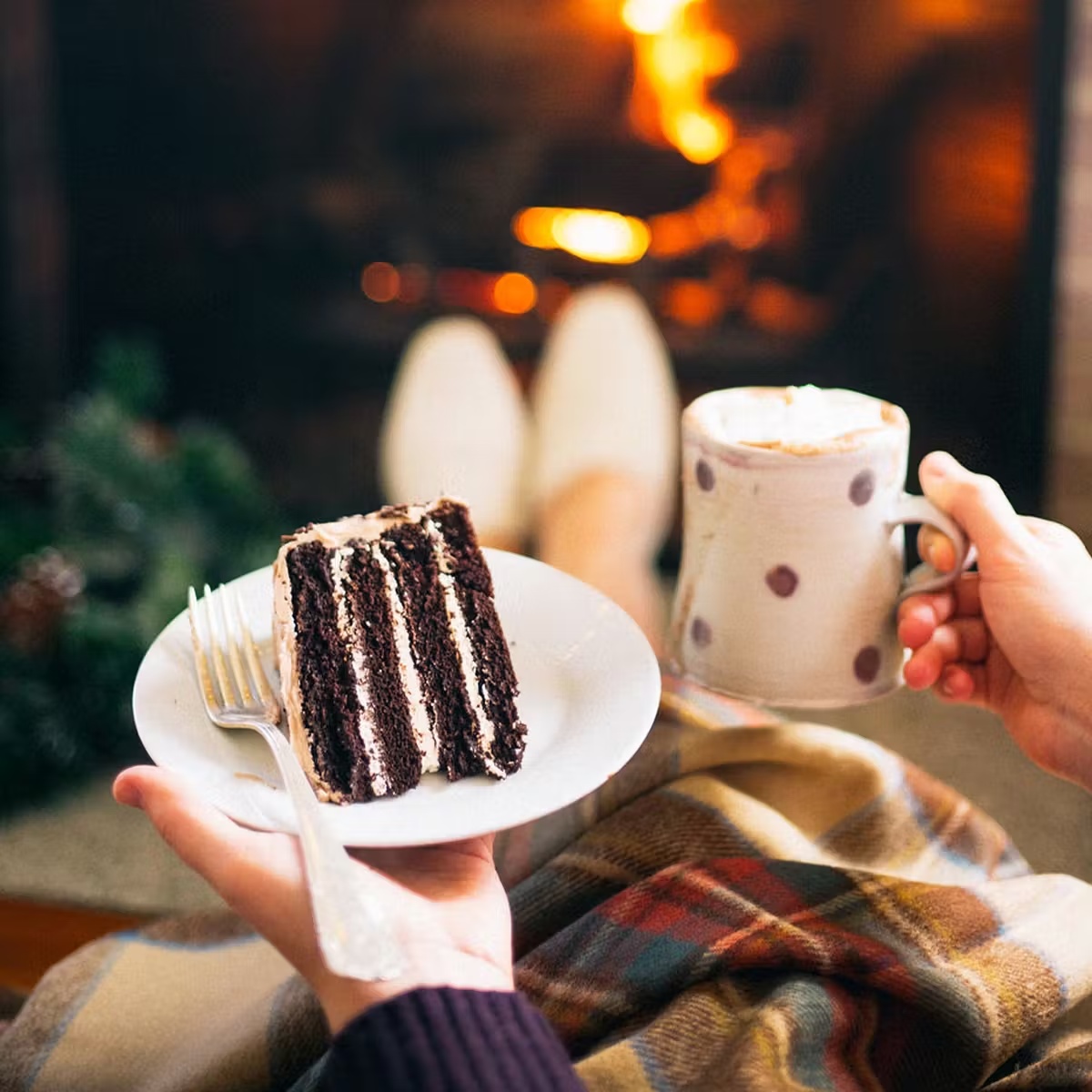 257-hot-cocoa-cake-1.jpg