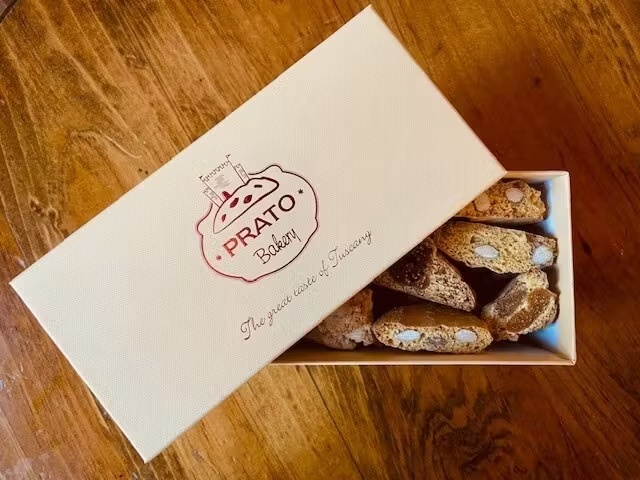 Cantucci Biscotti Gift Box