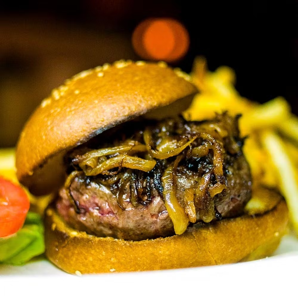 Gold Label Burger - 16 Pack