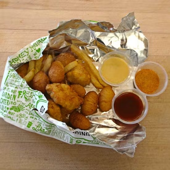 3108–world-famous-special-large-pack-serves-4-6–1.jpg