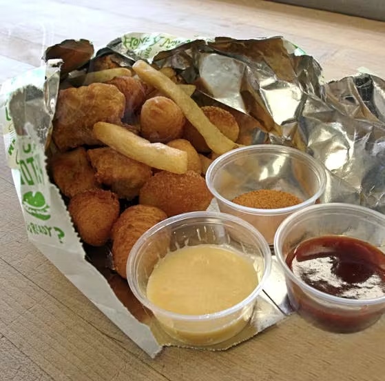 3108–world-famous-special-large-pack-serves-4-6–1.jpg