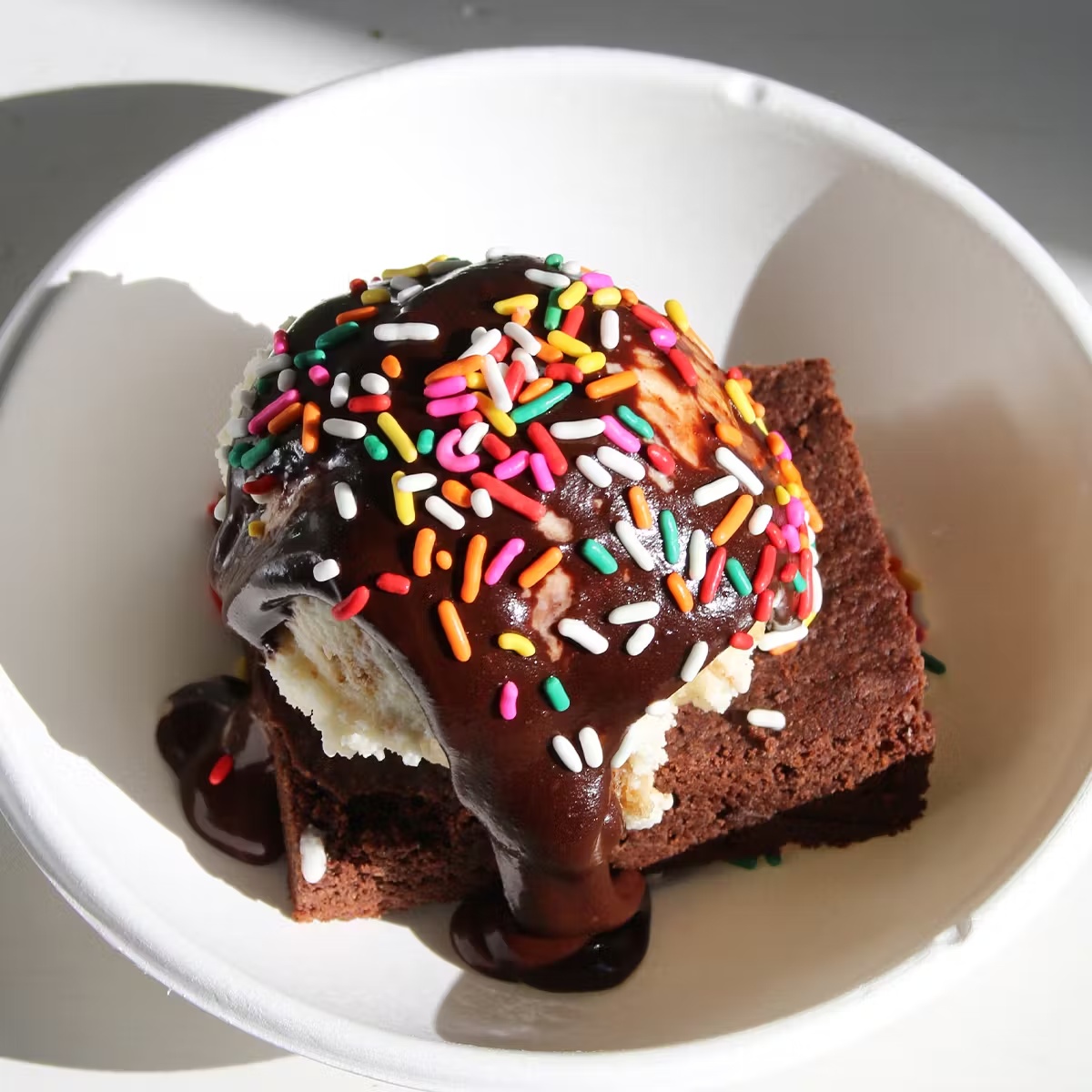 Brownie a la Mode Sundae Kit for 4