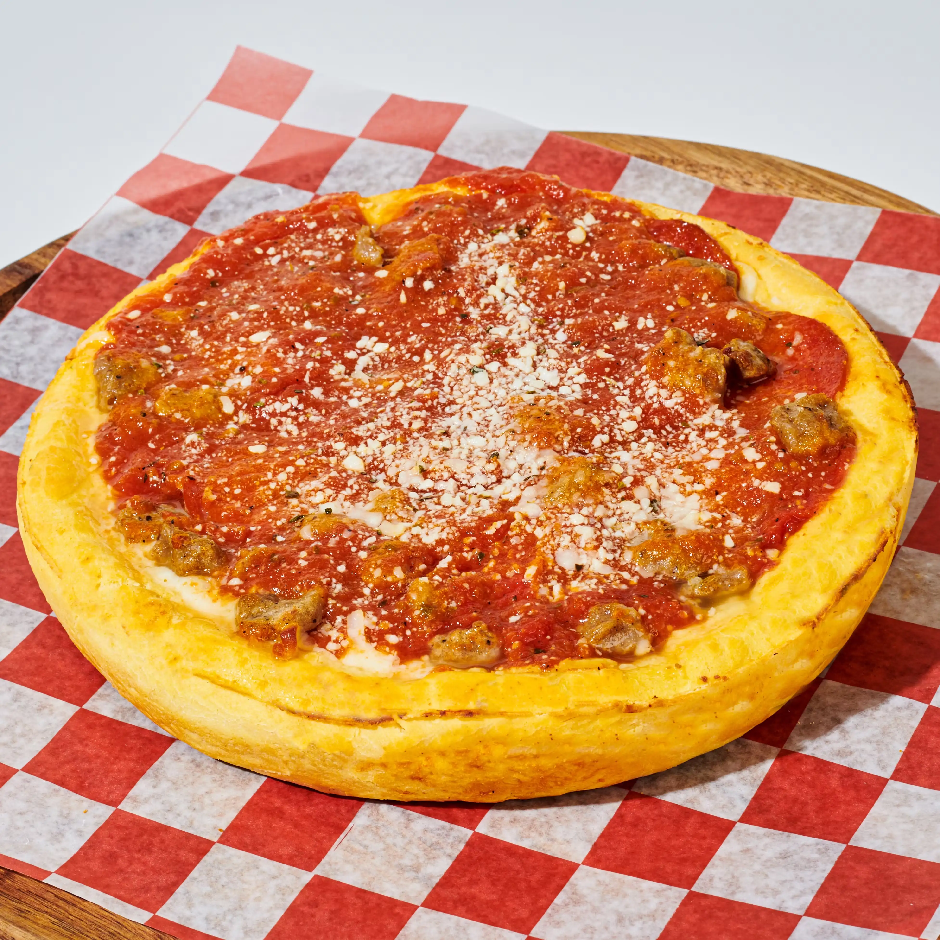 3413-chicago-deep-dish-sausage-pepperoni-pizza-box-3-pack-1.webp