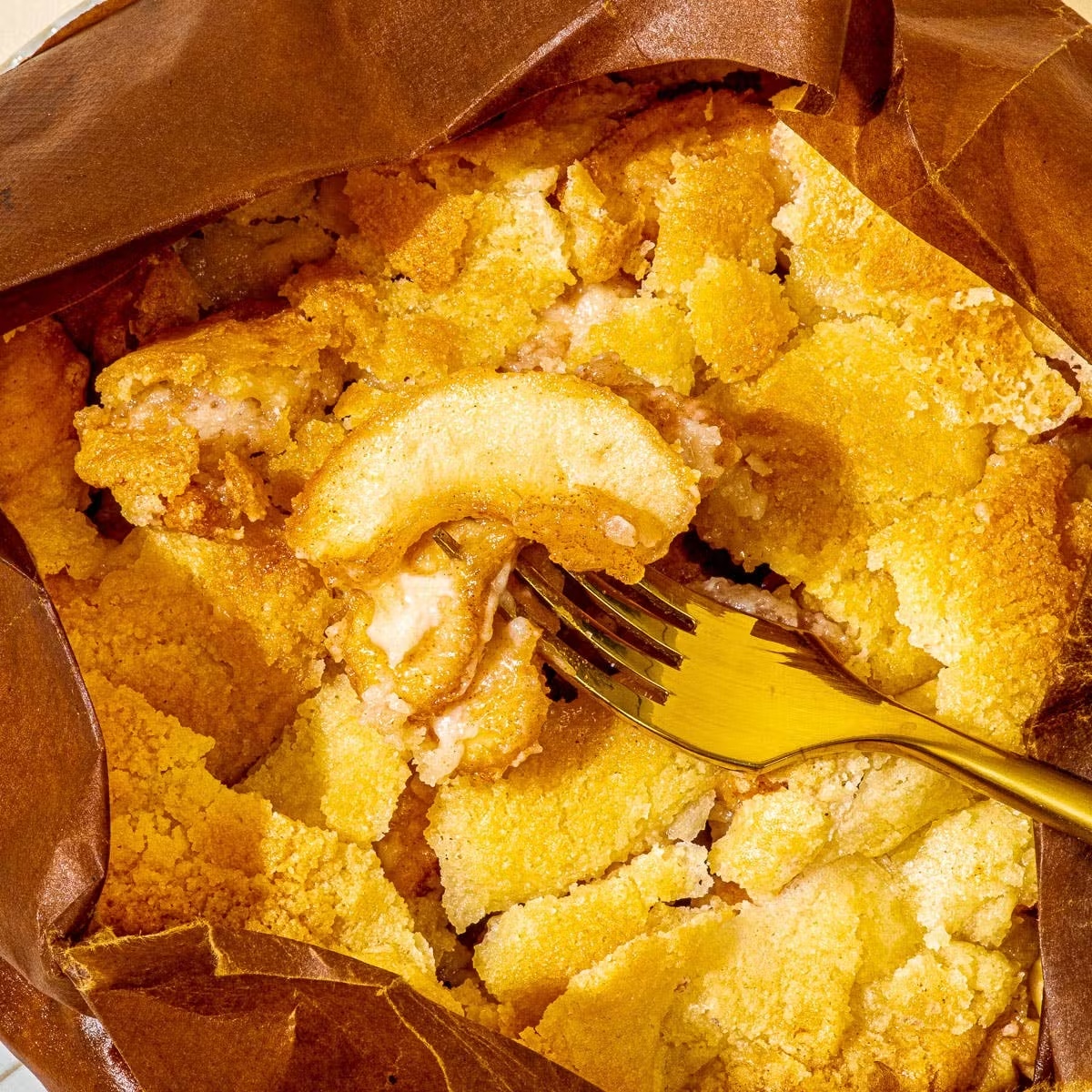 355-apple-pie-baked-in-a-paper-bag–1.jpg