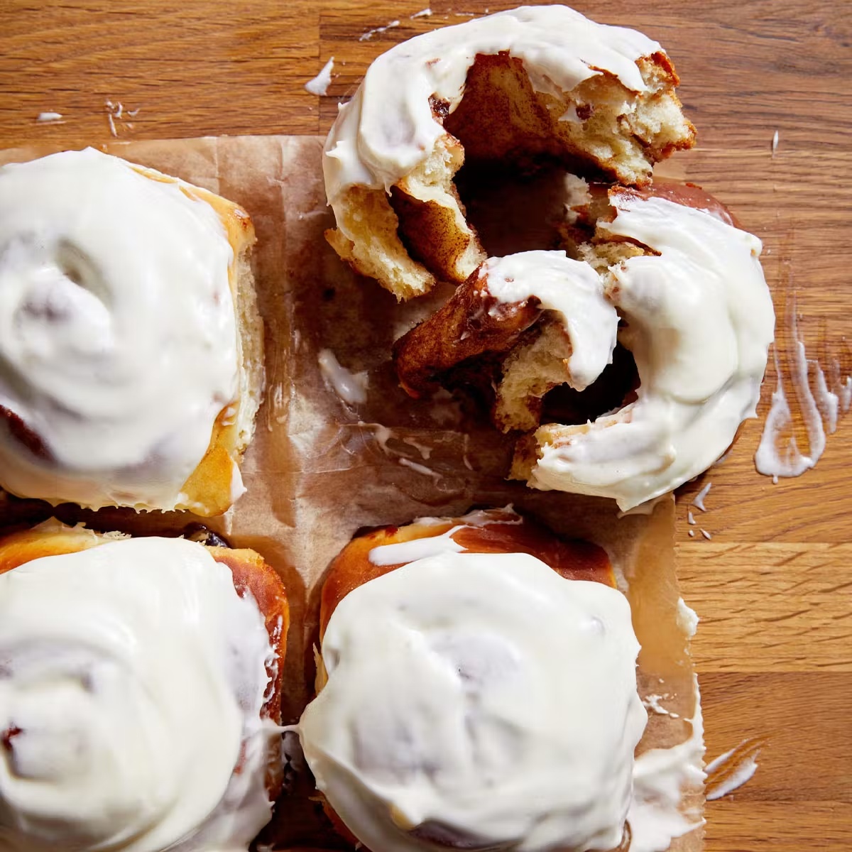 3553-sticky-buns-cinnamon-rolls-ready-to-bake-8-pack-1.jpg
