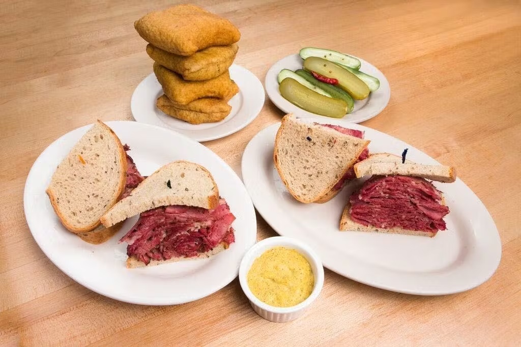 3646-sliced-pastrami-by-the-pound-1.webp