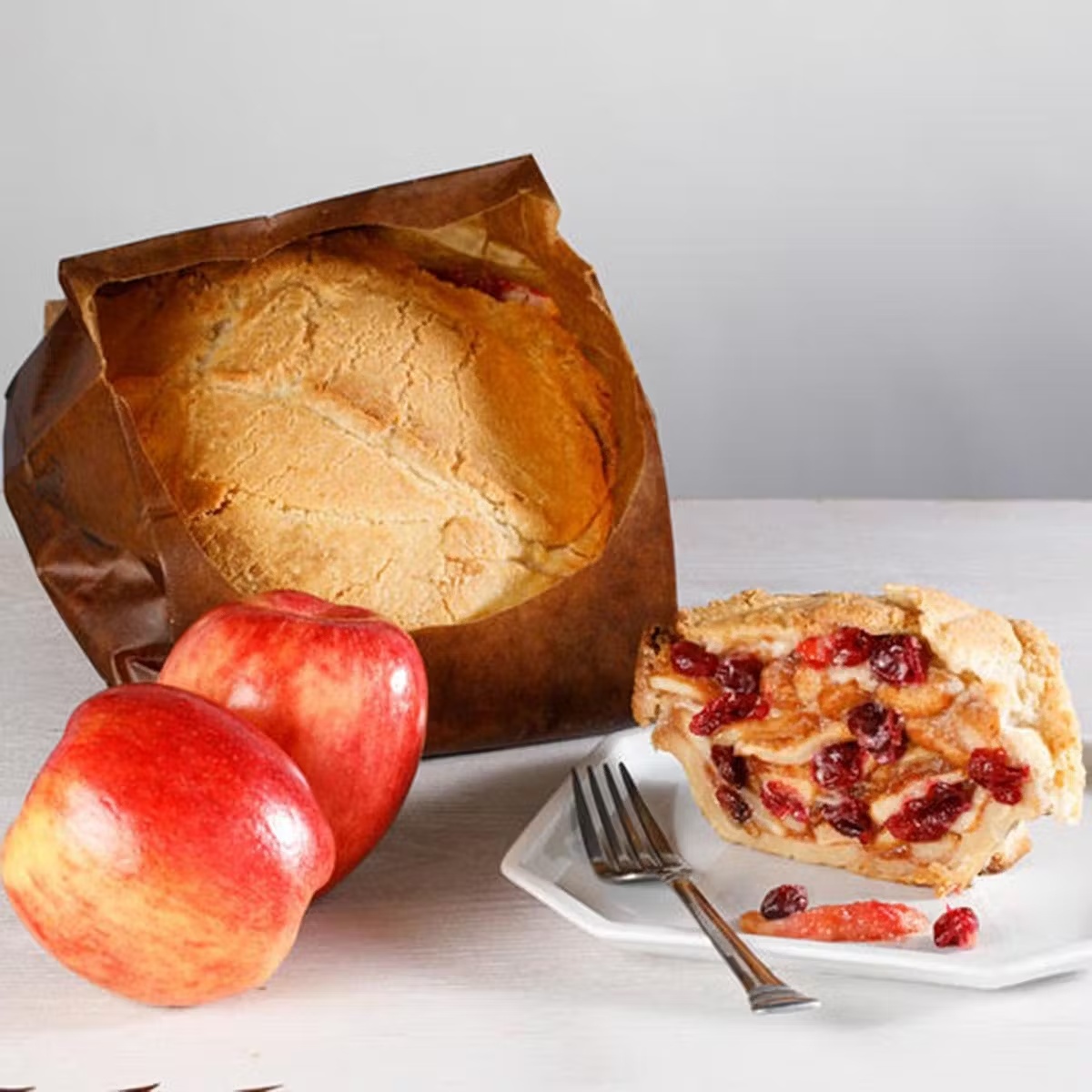367-apple-pie-baked-in-a-paper-bag-half-ham-1.jpg