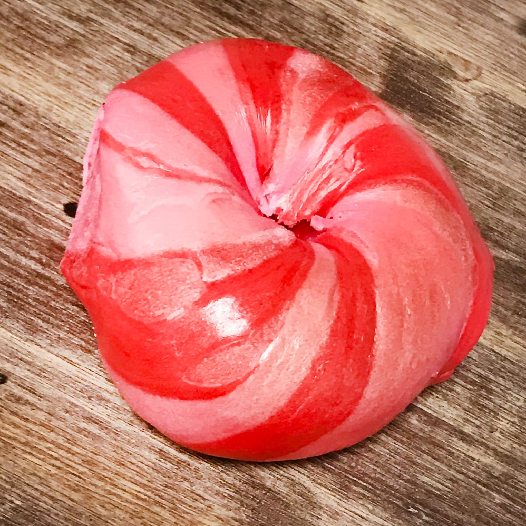 4040-valentine-s-day-bagel-dozen-1.jpg