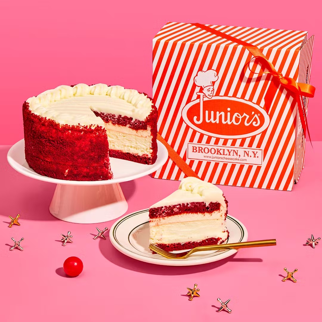 Red Velvet Cheesecake