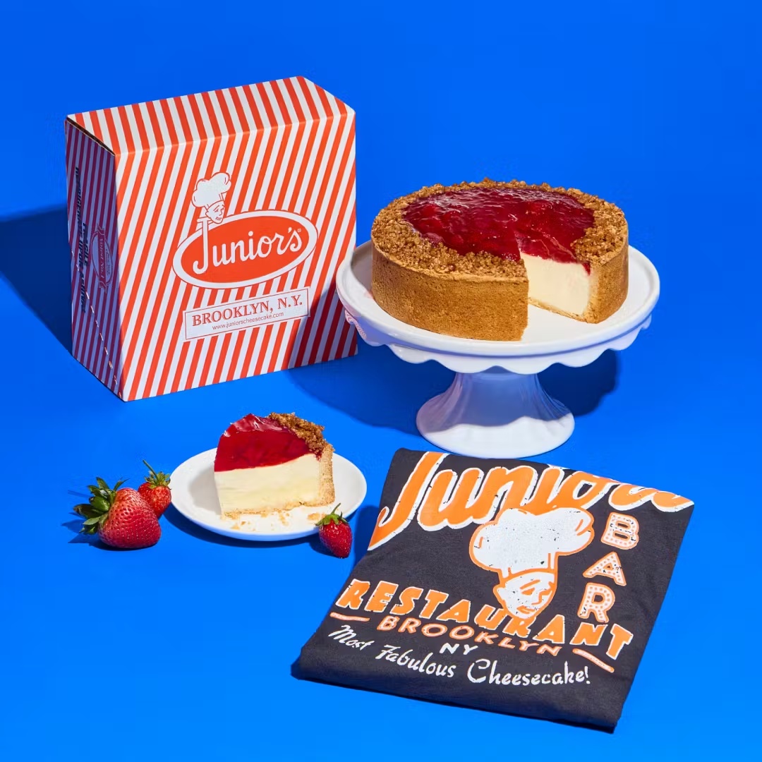 Junior's Cheesecake Fanatic Gift