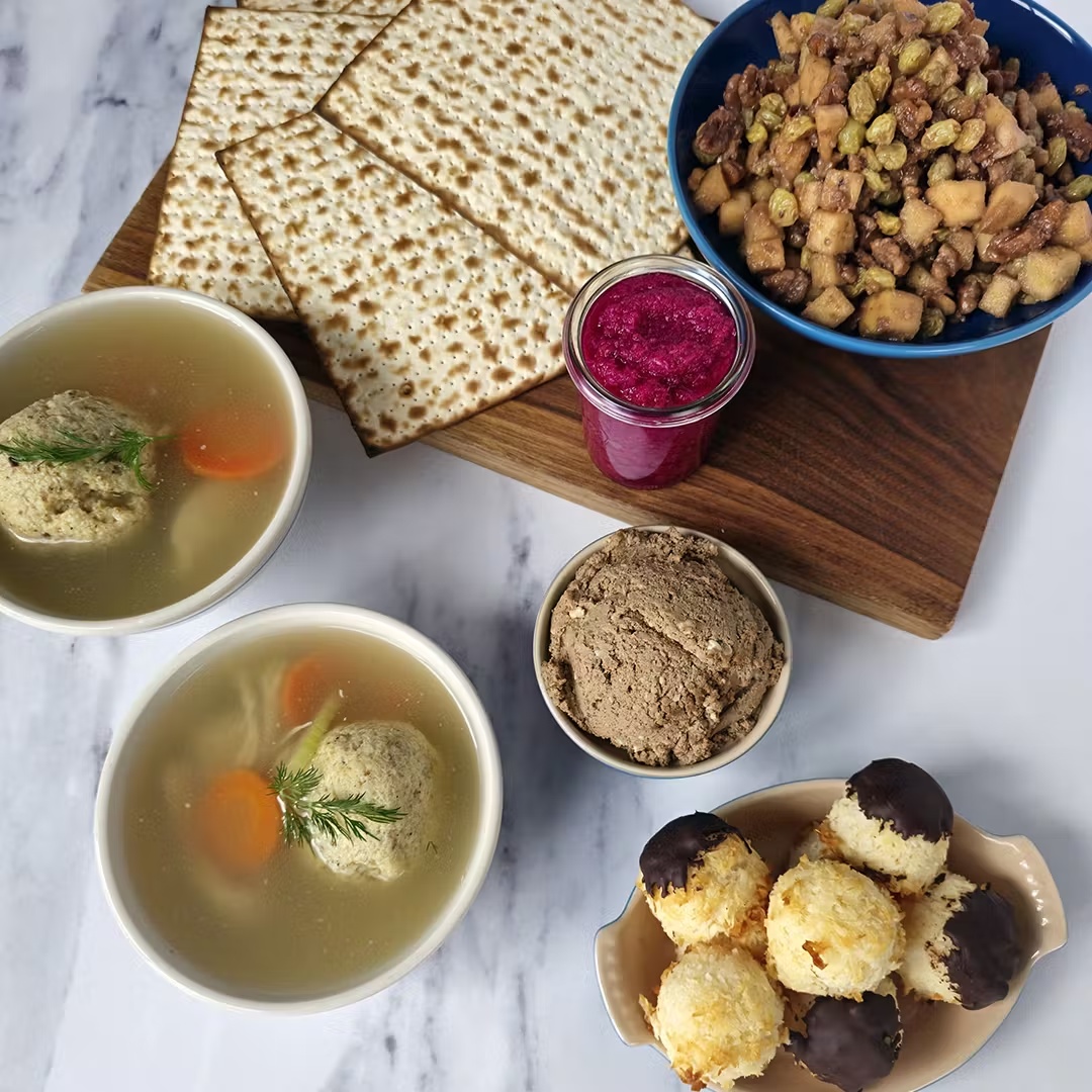 Passover Essentials Package for 4-6