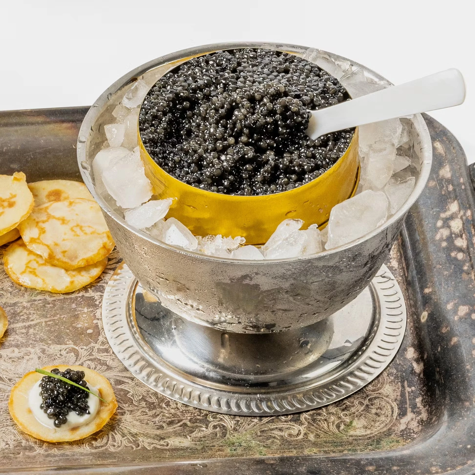 4337-siberian-baerii-caviar-gift-set-1.webp