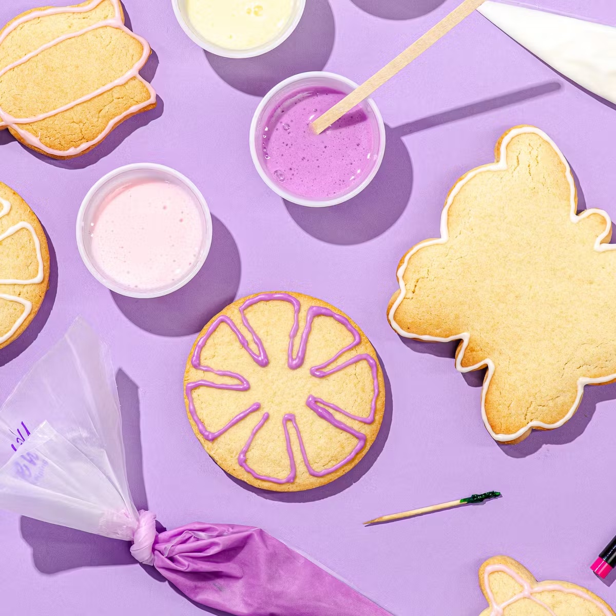 4382-flower-power-cookie-decorating-kit-1.jpg